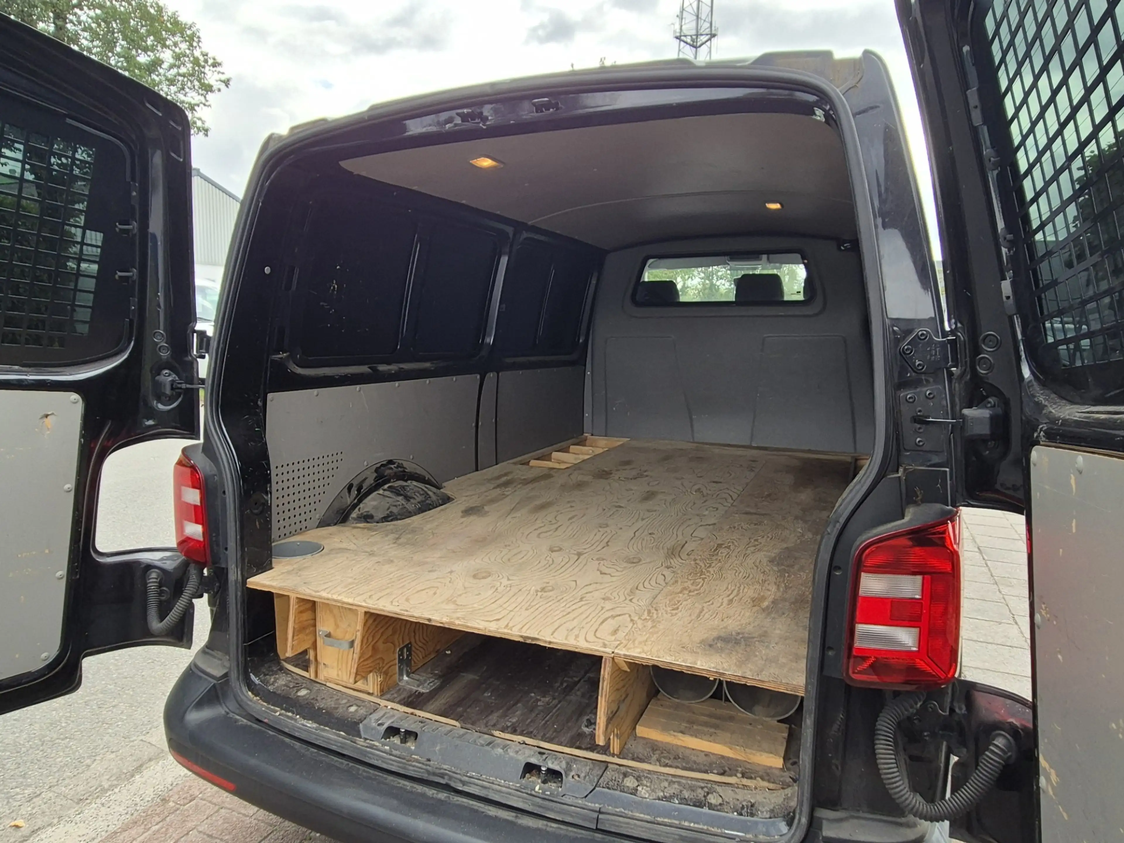 Volkswagen Transporter 2.0 TDI L2H1 Economy | Airco | bijrijdersbank — photo 7