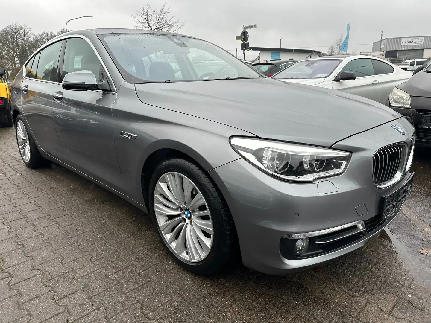 BMW 530 530 d GT Gran Turismo~2 Hand~Navi~Leder~LED~Panor Šedá - 2