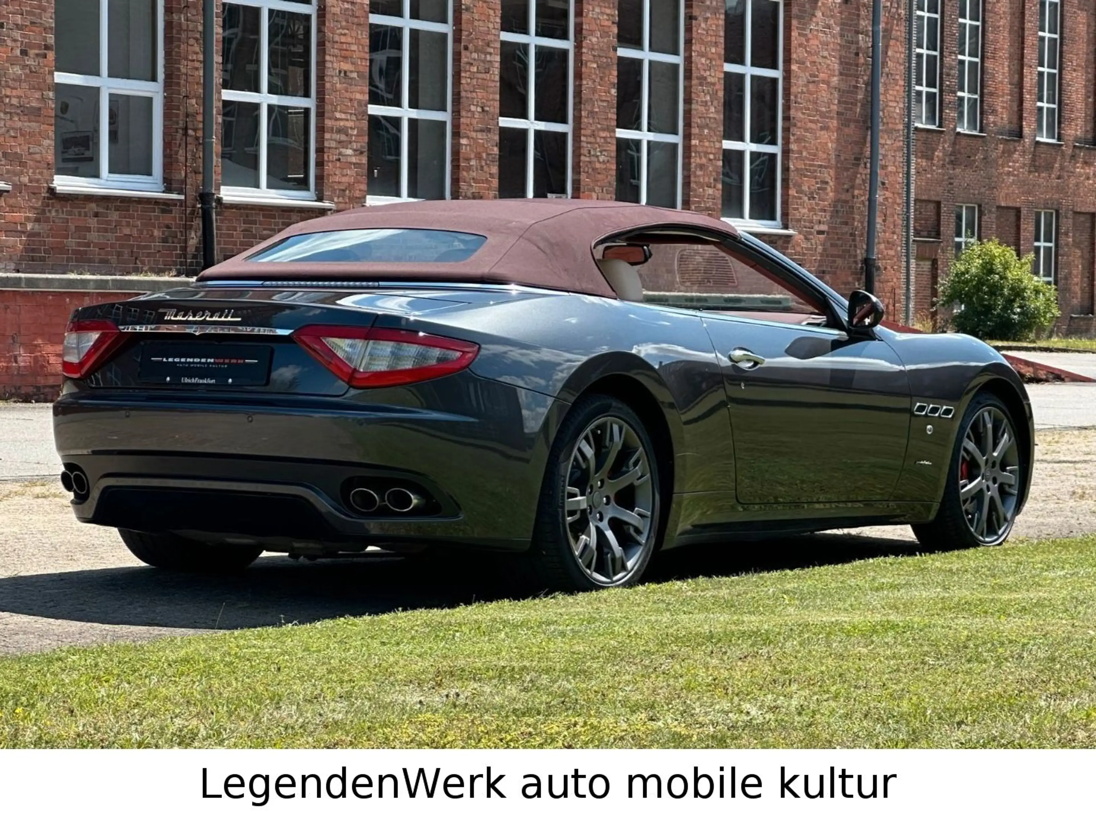 Maserati GranCabrio Deutschland Maserati Scheckheft Histo — photo 8