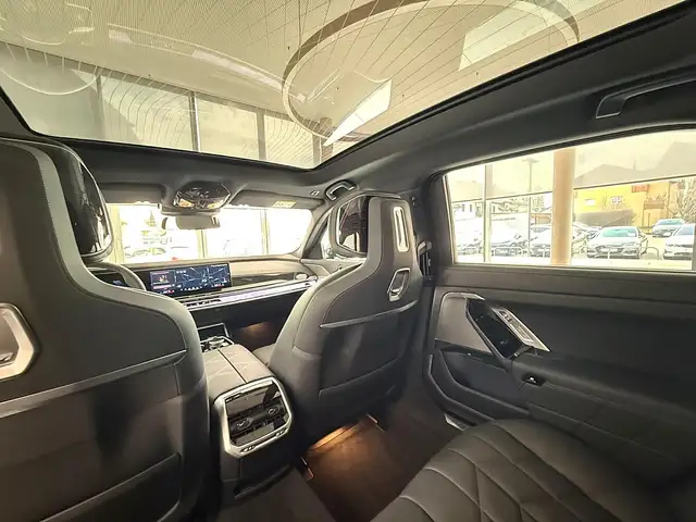 BMW Sonstige 7 50e xDrive  M-Sport Limousine 18,7 kWh Aut. Ansicht 15