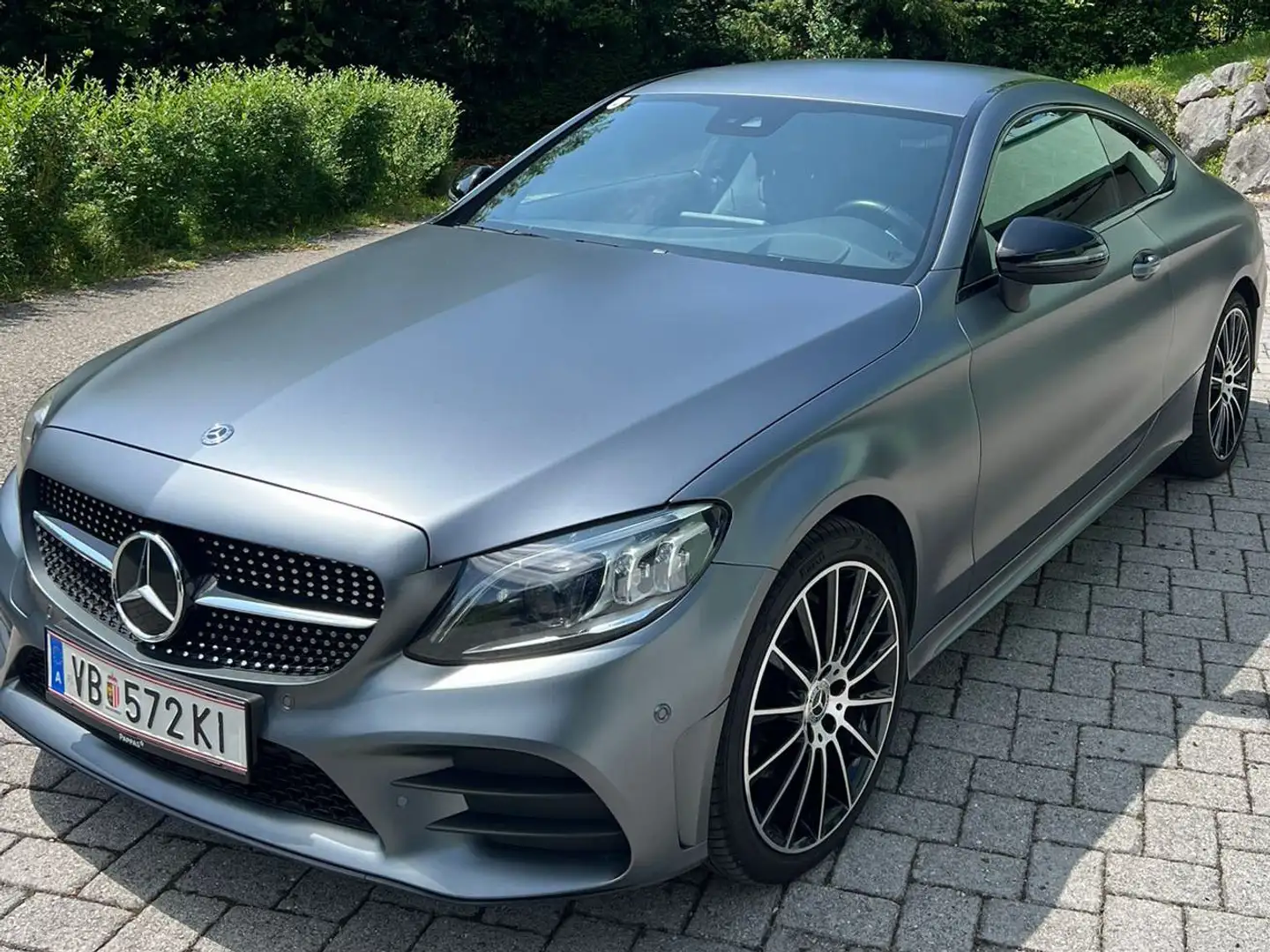 Mercedes-Benz C 220 C 220 d Coupe 4MATIC Aut. Grau - 2