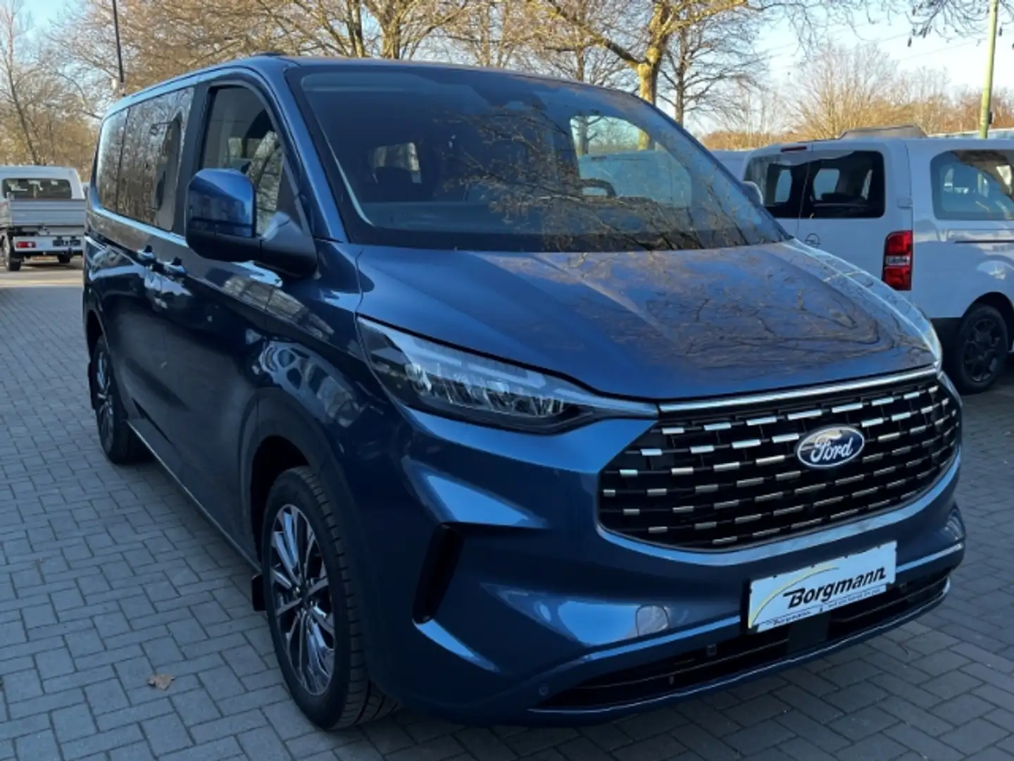 Ford Tourneo Custom Titanium 320 L1 FWD 2.0 EcoBlue 136PS, AHK fest-Na Blau - 1