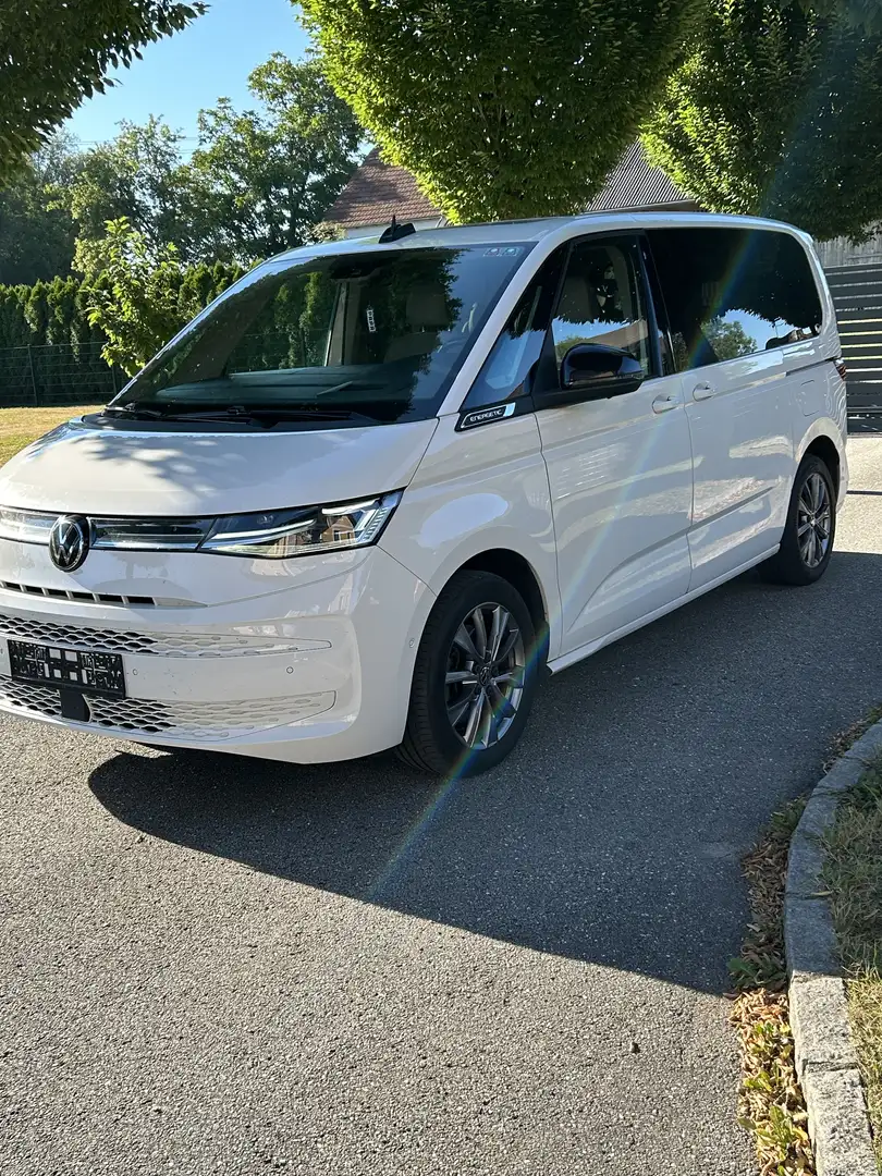 Volkswagen T7 Multivan Energetic eHybrid Weiß - 2