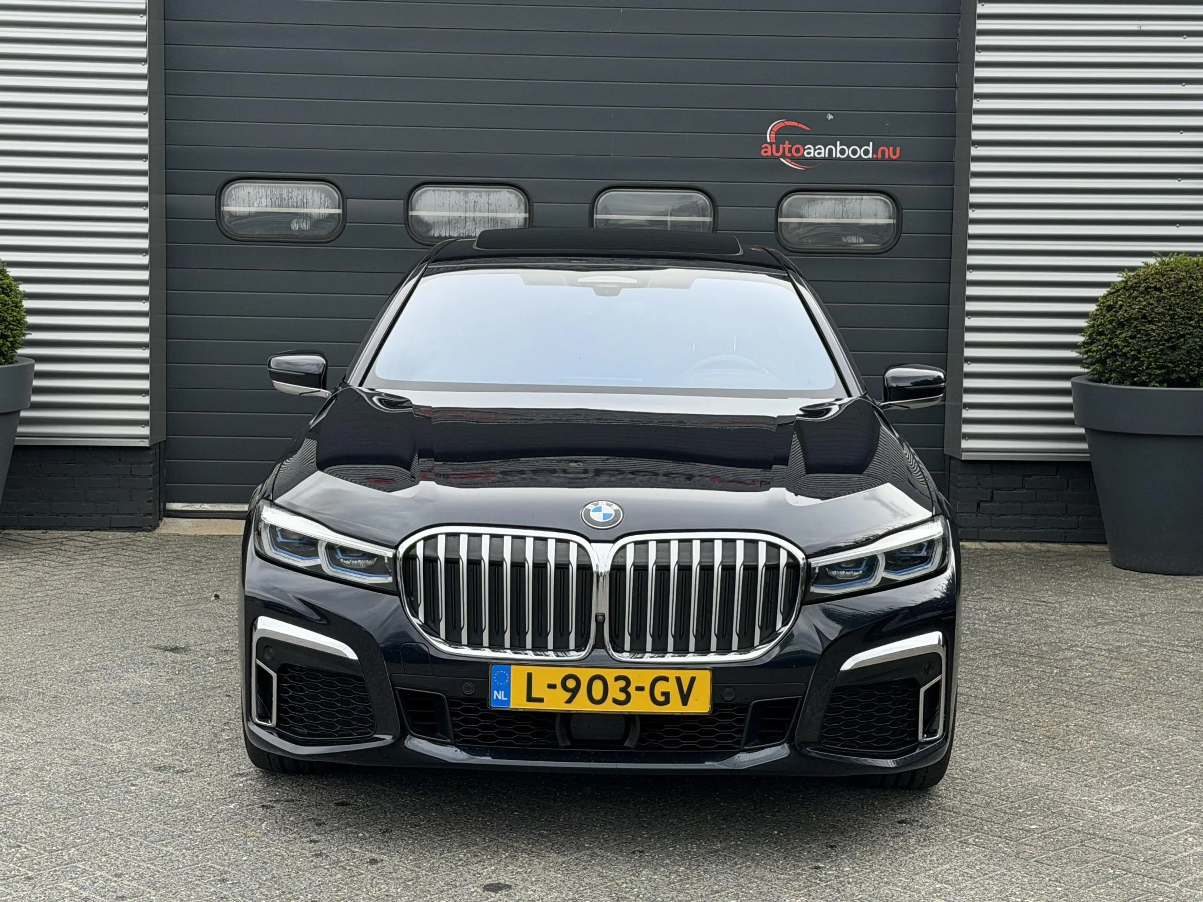 BMW 745 7-serie 745e High Executive M-Sport | Panoramadak — photo 5