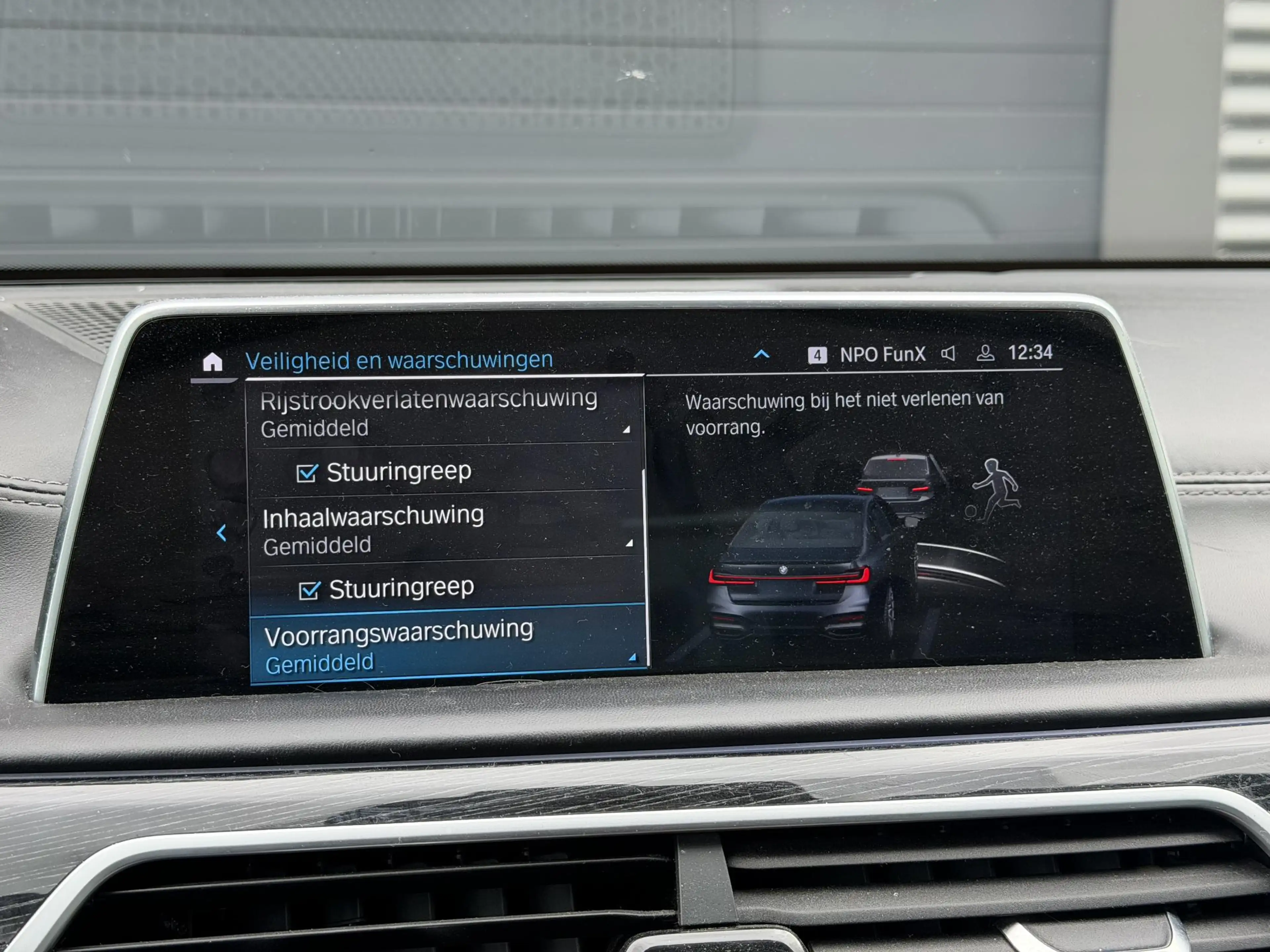 BMW 745 7-serie 745e High Executive M-Sport | Panoramadak — photo 26