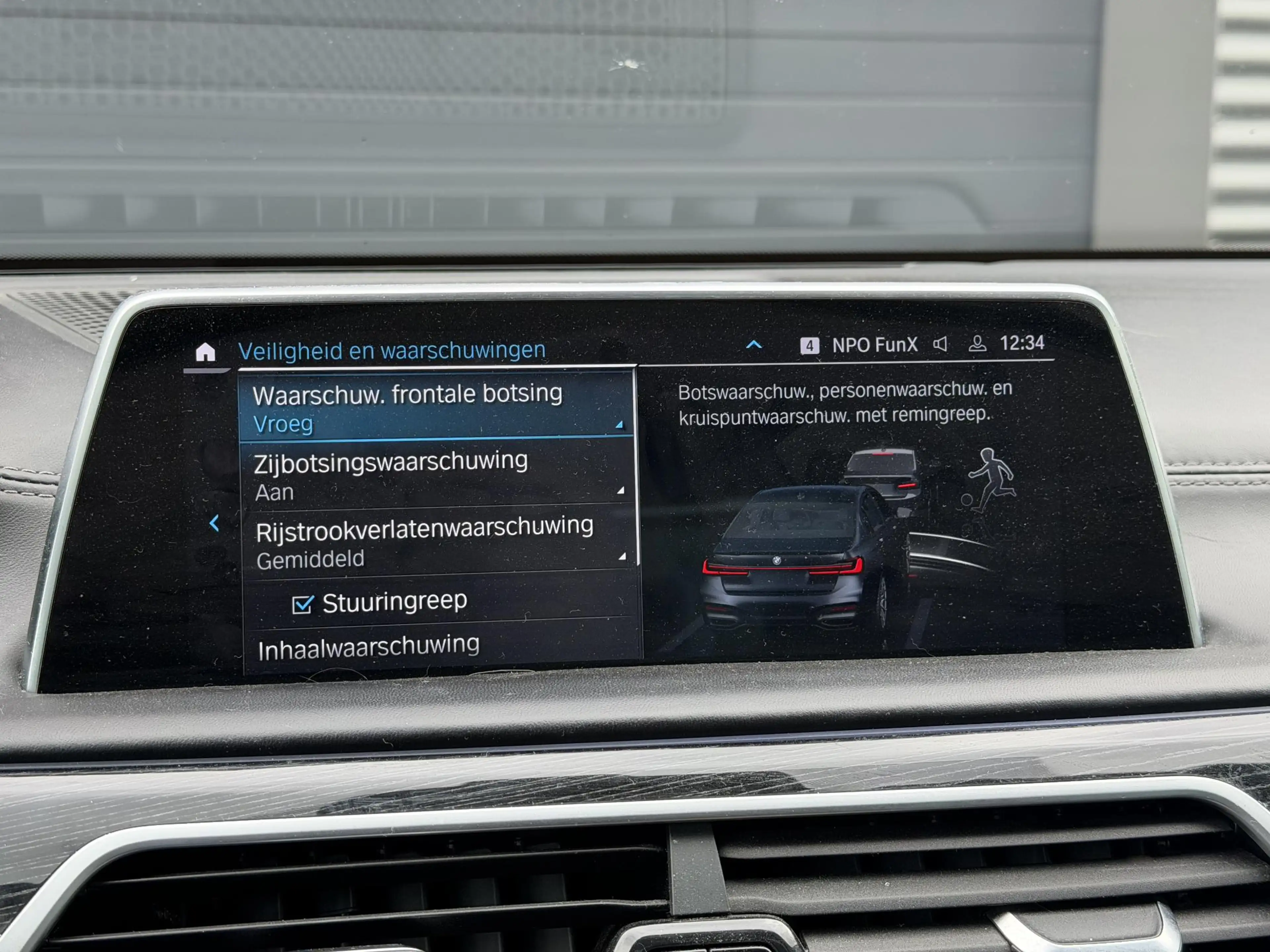 BMW 745 7-serie 745e High Executive M-Sport | Panoramadak — photo 25