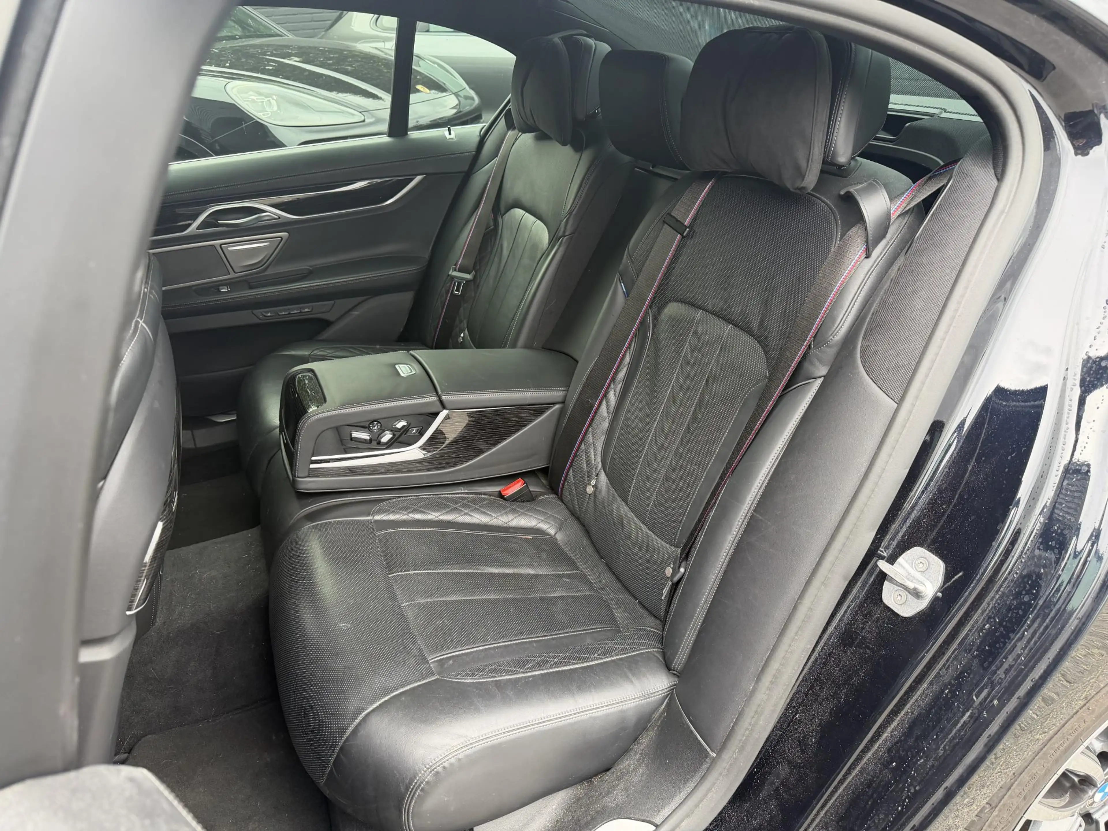 BMW 745 7-serie 745e High Executive M-Sport | Panoramadak — photo 30