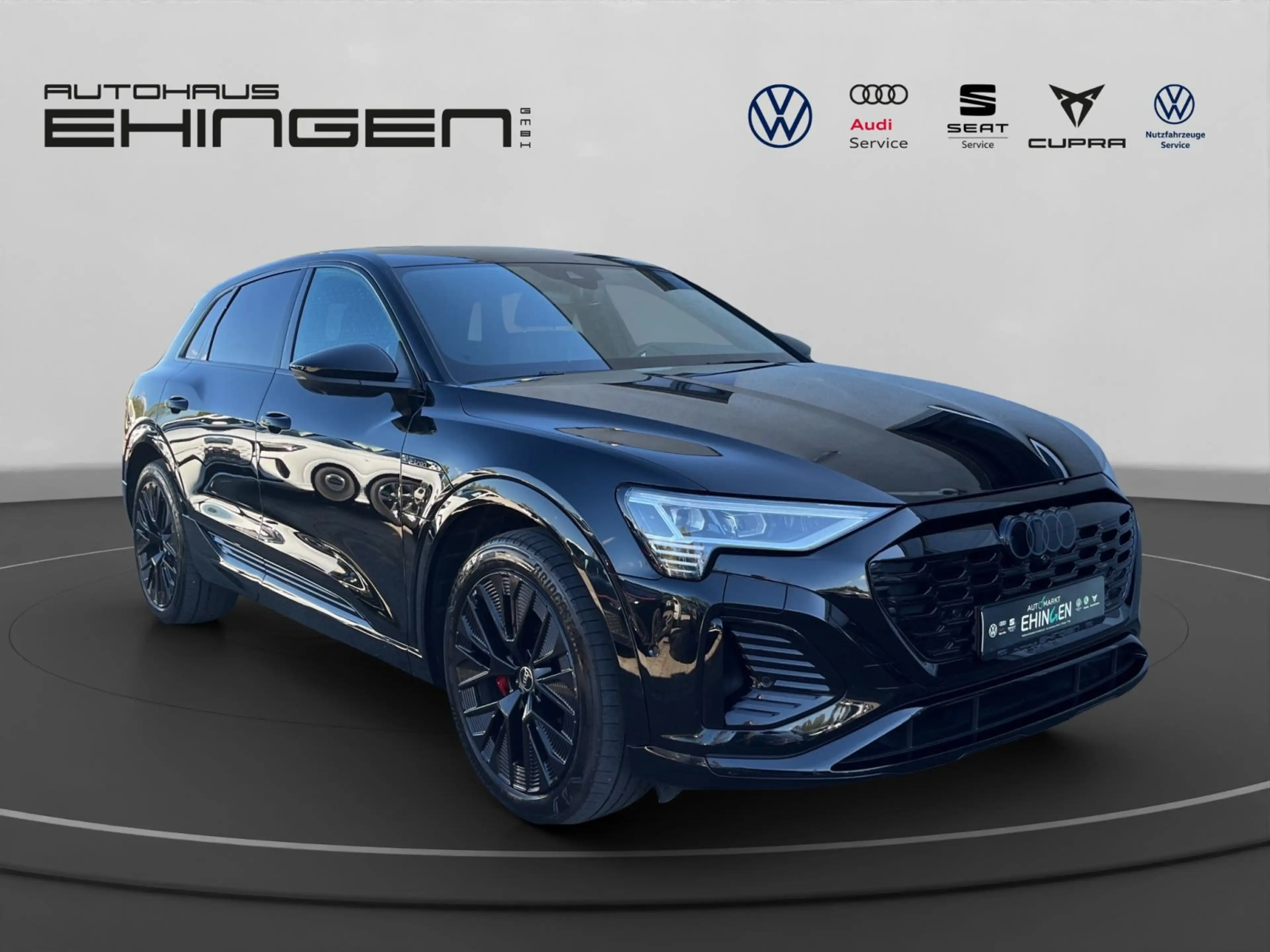 Audi Q8 e-tron S Line AHK+Matrix+ACC+Navi+Kamera+Lede — photo 4