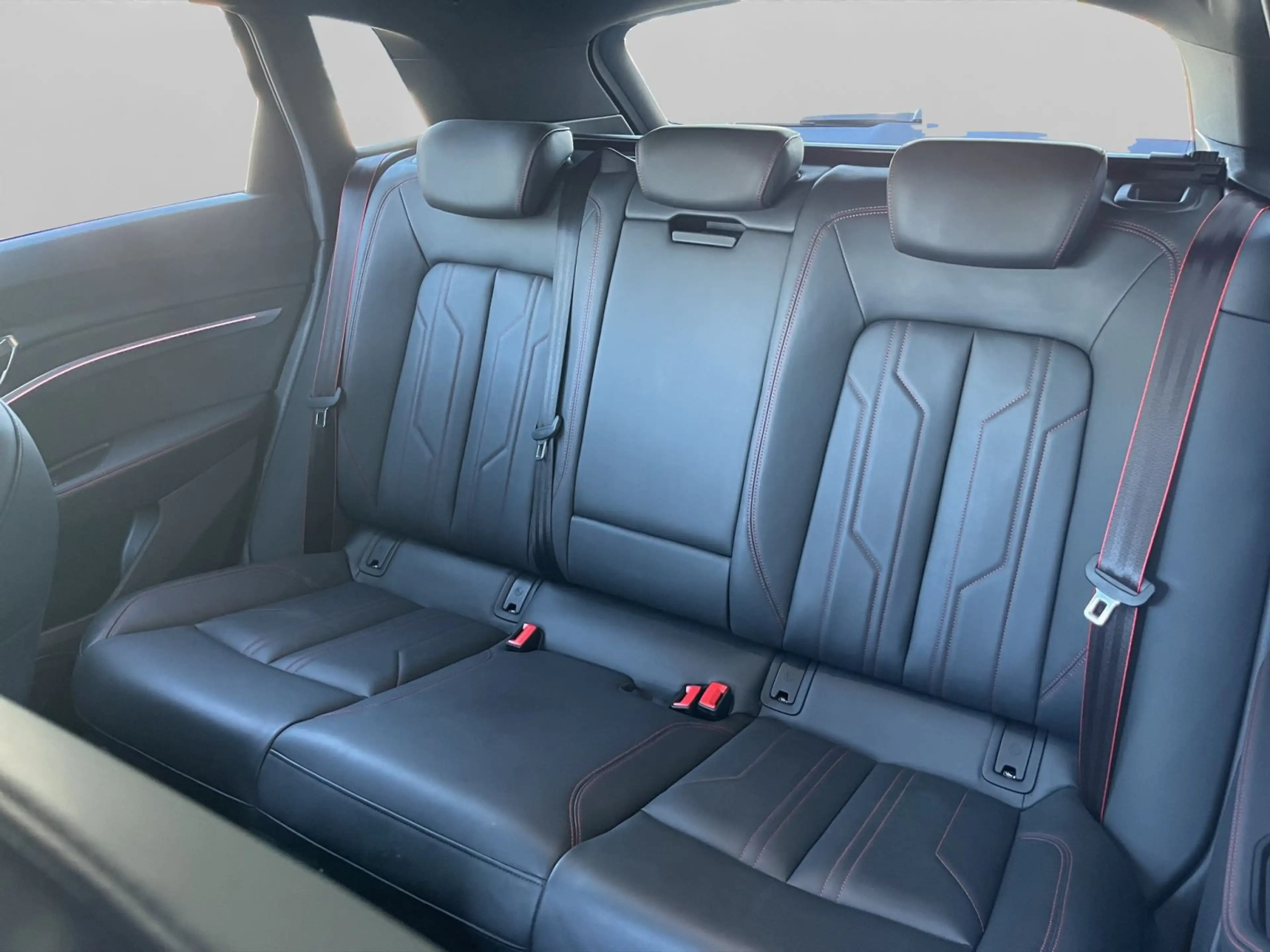 Audi Q8 e-tron S Line AHK+Matrix+ACC+Navi+Kamera+Lede — photo 14