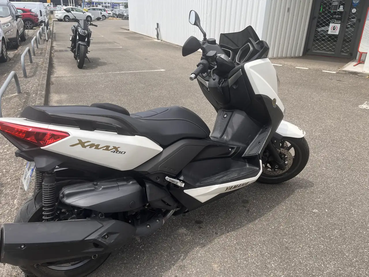 Yamaha X-Max 400