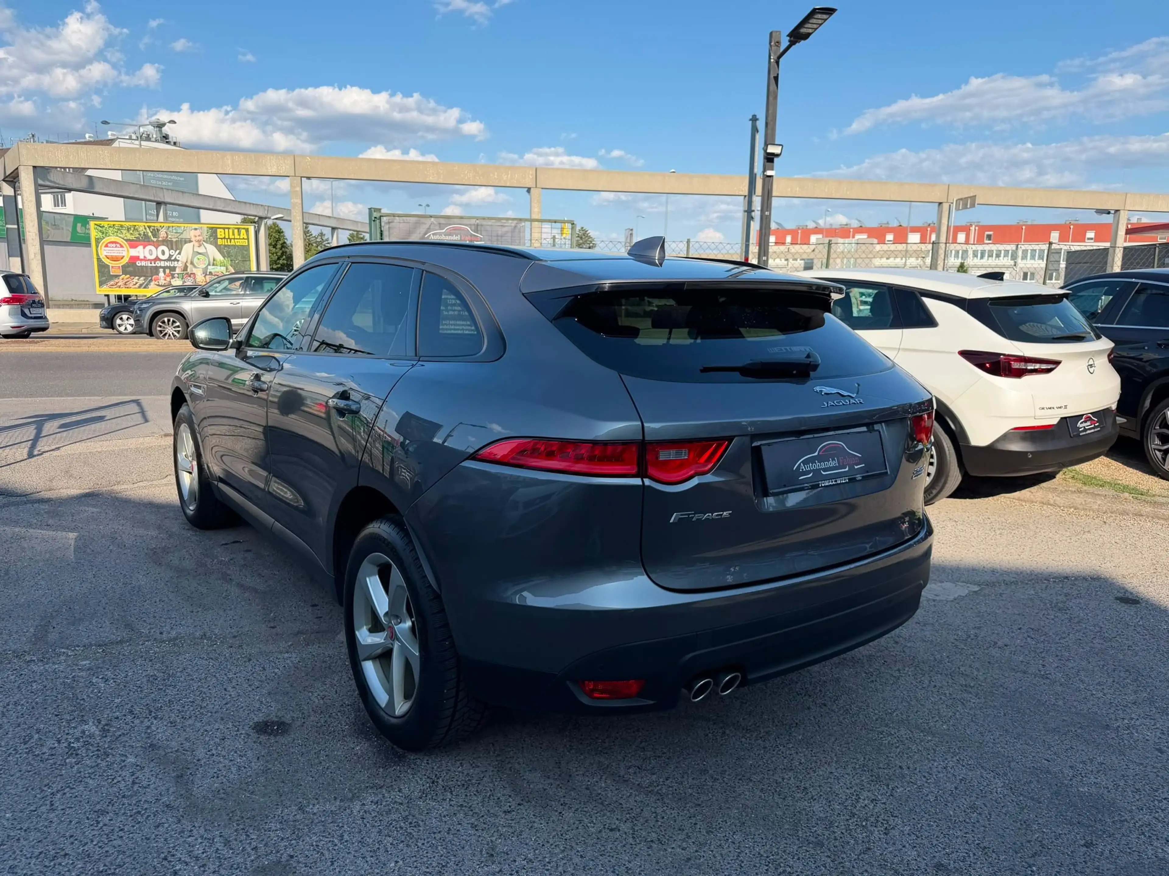 Jaguar F-Pace 20d AWD Pure 179PS Allrad TOPZustand mit Kamera — photo 10
