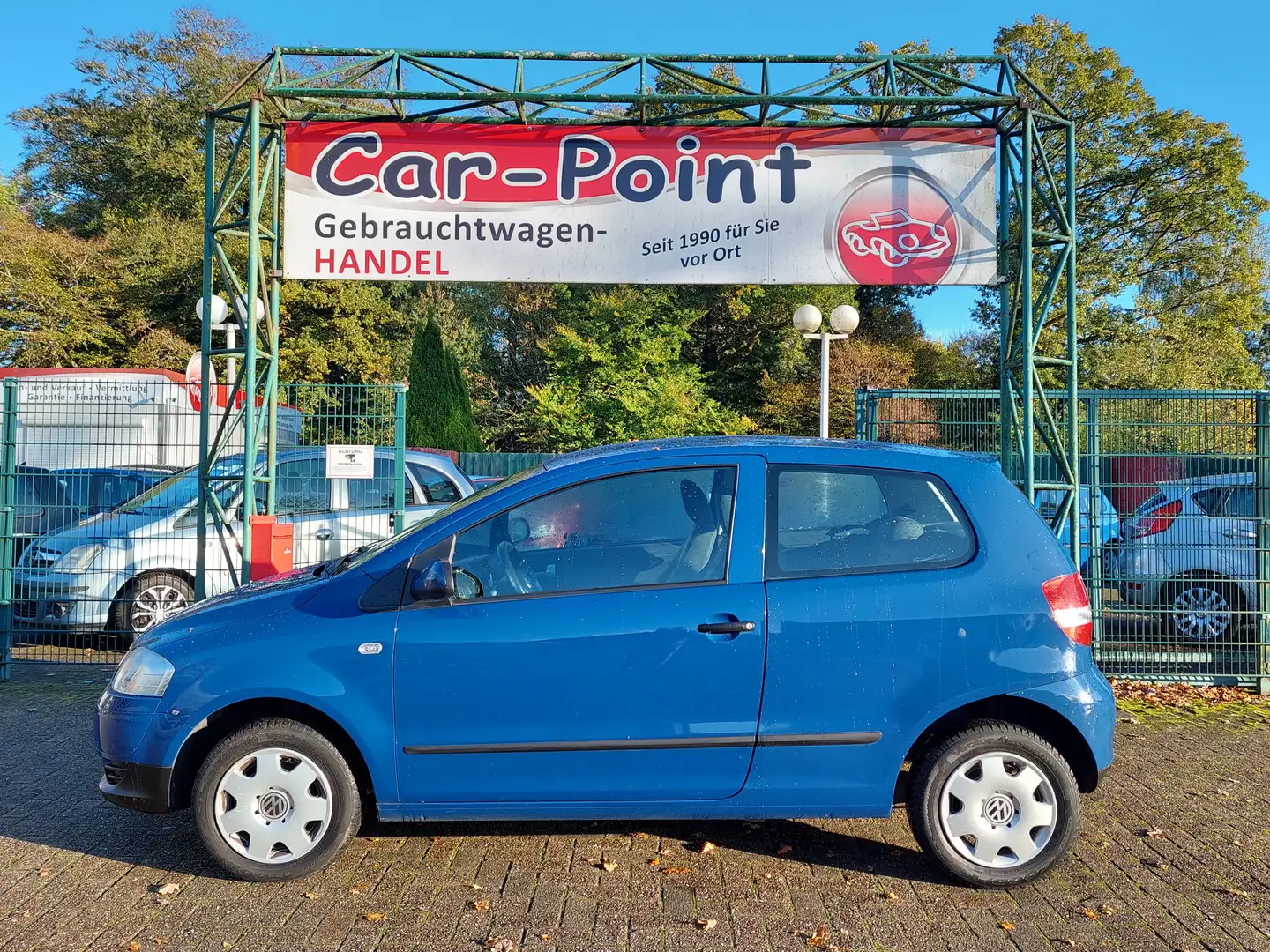 Volkswagen Fox Basis Blau - 1