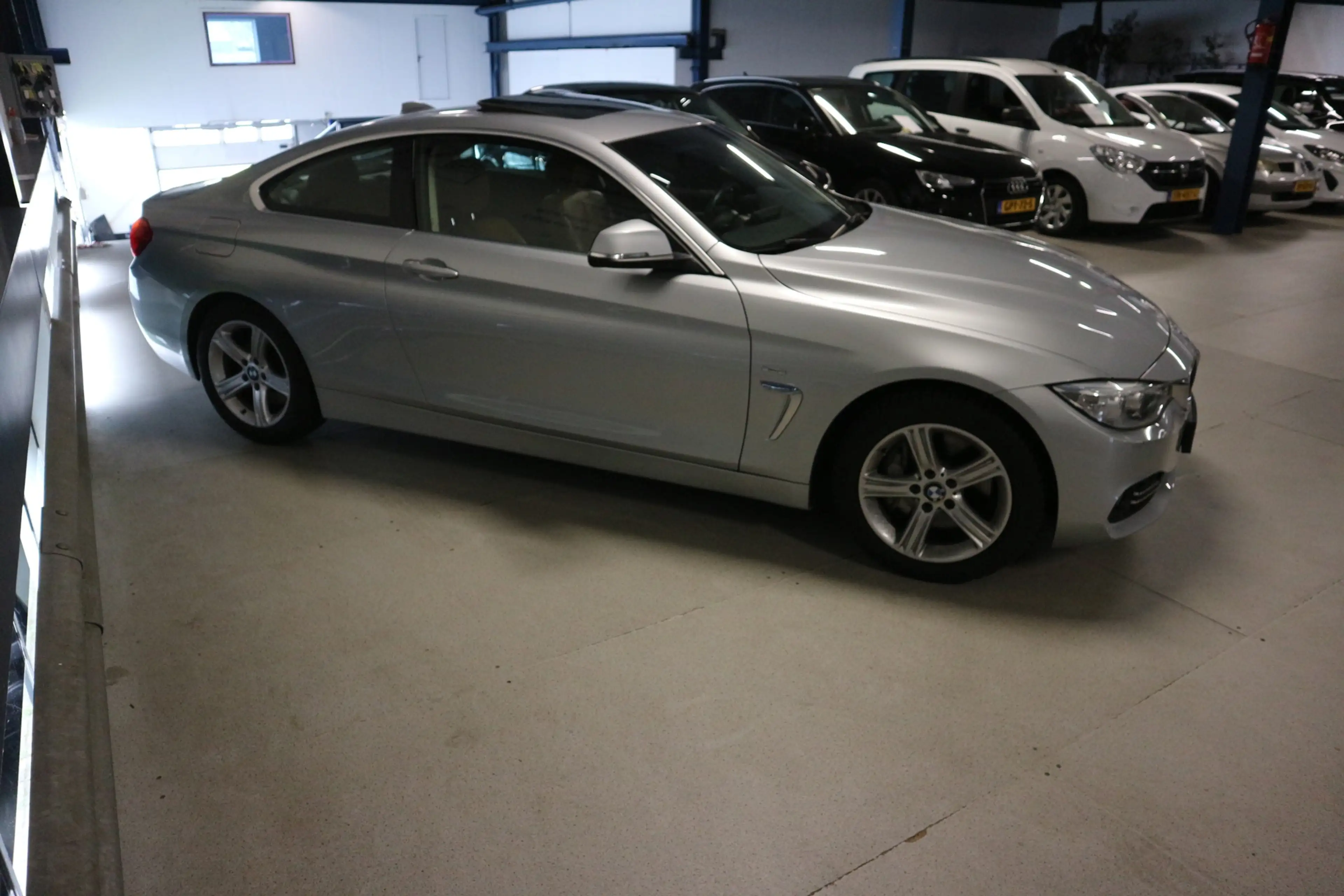 BMW 435 4-serie Coupé 435i xDrive High Executive / S-DAK - — photo 4