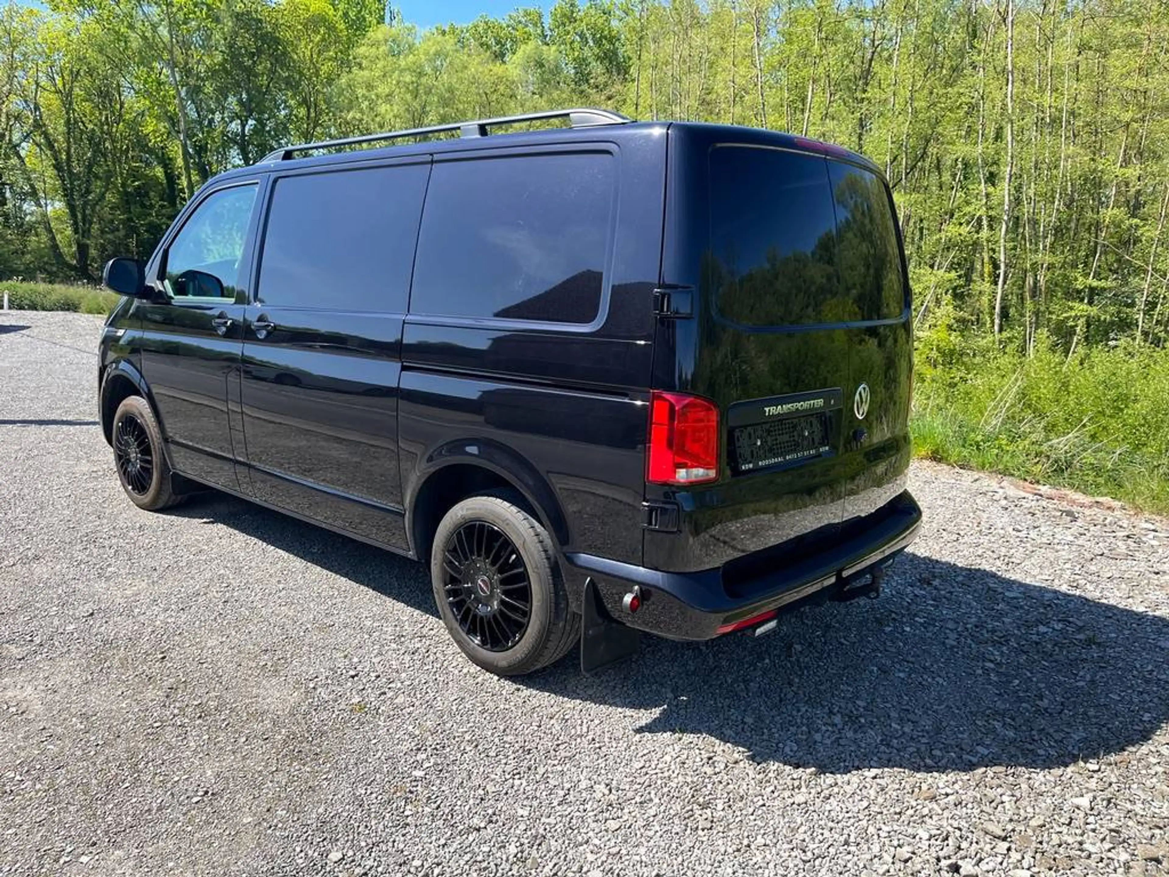 Volkswagen T6.1 Transporter DSG 204PK 2023 36.163€ ex btw BLACK EDITION — photo 9