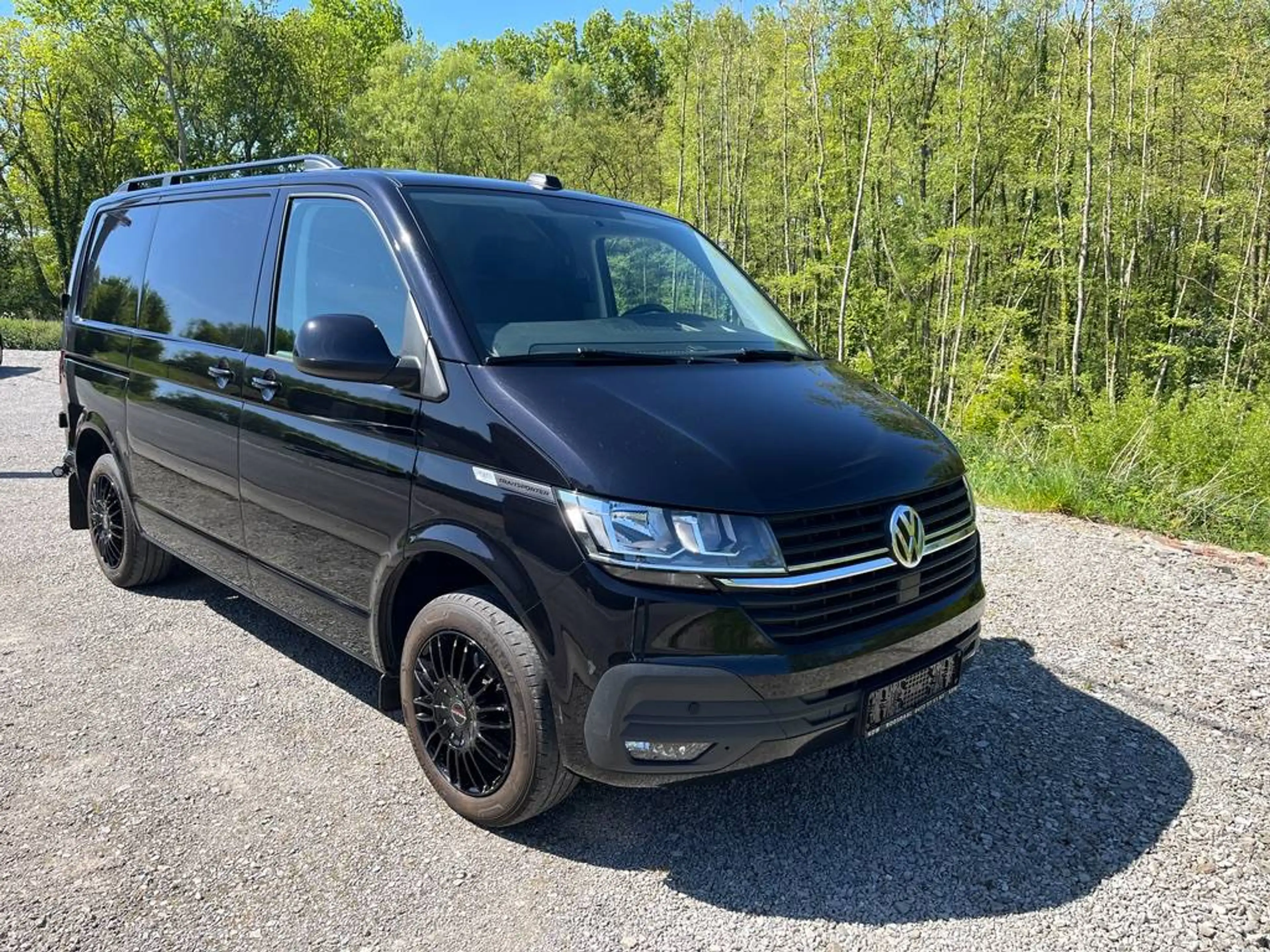 Volkswagen T6.1 Transporter DSG 204PK 2023 36.163€ ex btw BLACK EDITION — photo 2