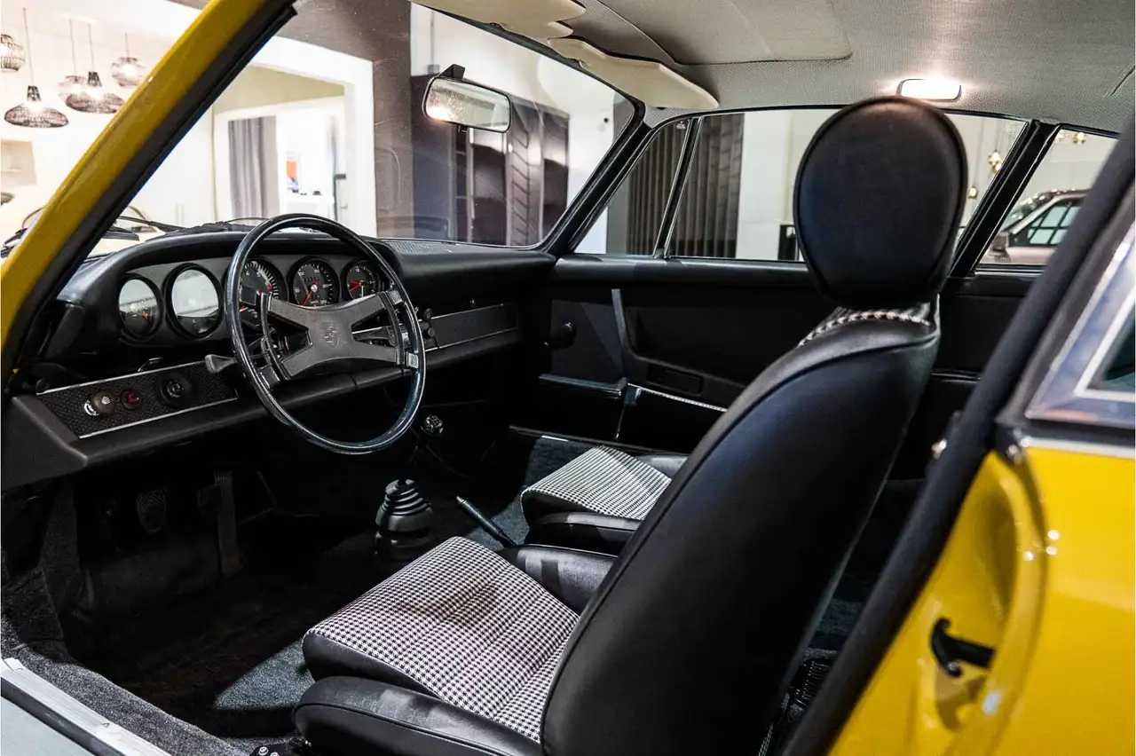 Porsche 911 2.4 T Coupé Fully restored 2021 - NEW condition, foto 5