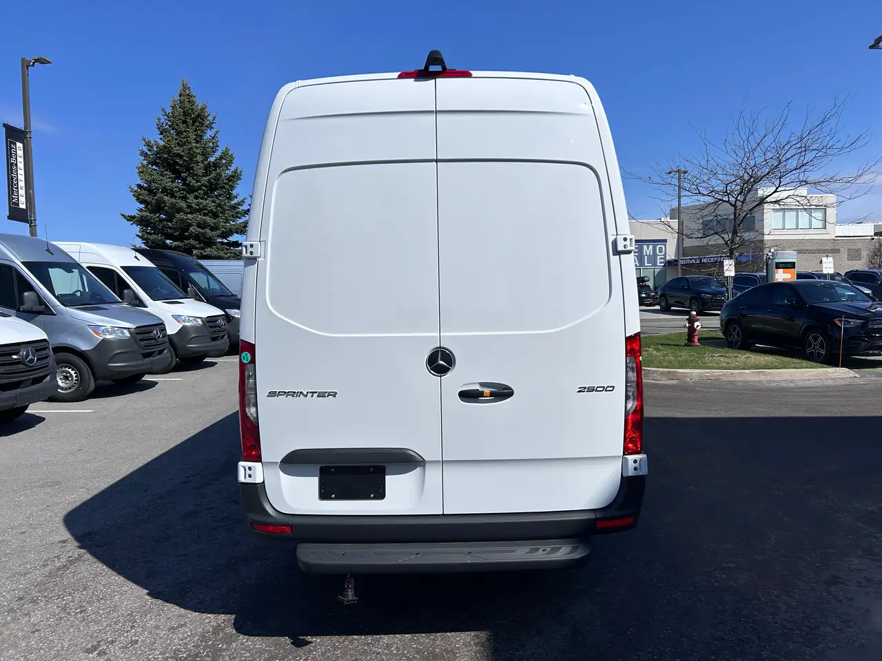Mercedes-Benz Sprinter снимка Mercedes-Benz Sprinter