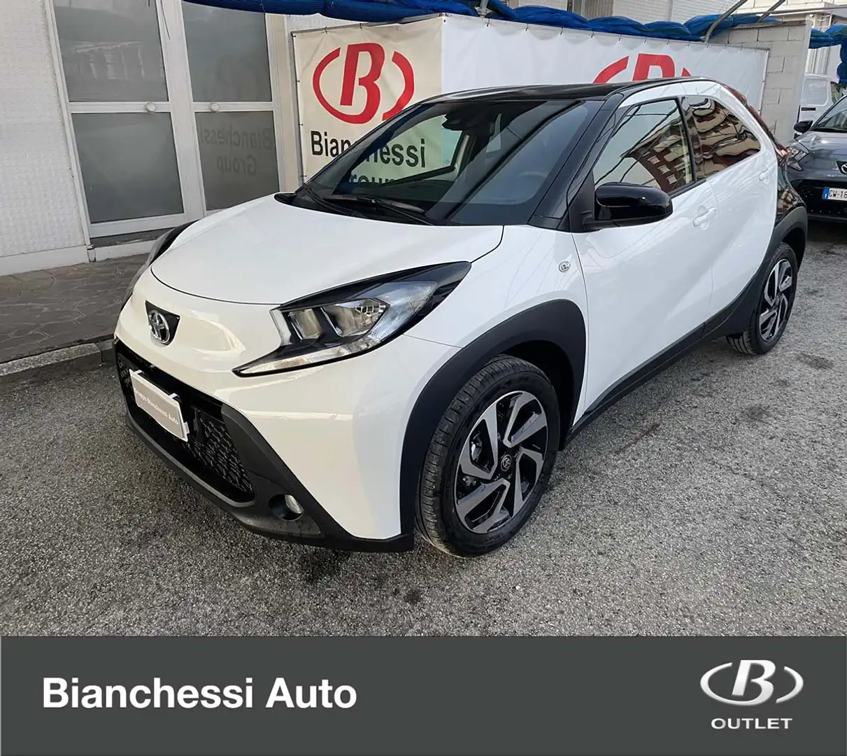 Toyota Aygo X 1.0 VVT-i 72 CV 5 porte Trend S-CVT - 1