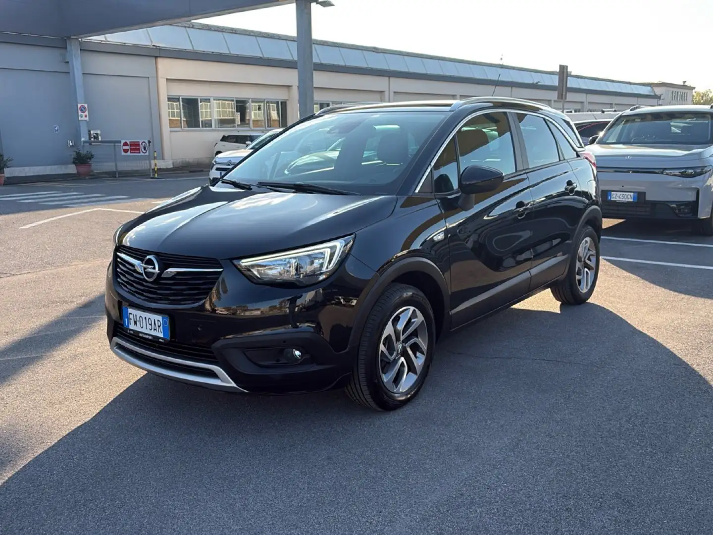 Opel Crossland Crossland X 1.2 12V Innovation Noir - 1