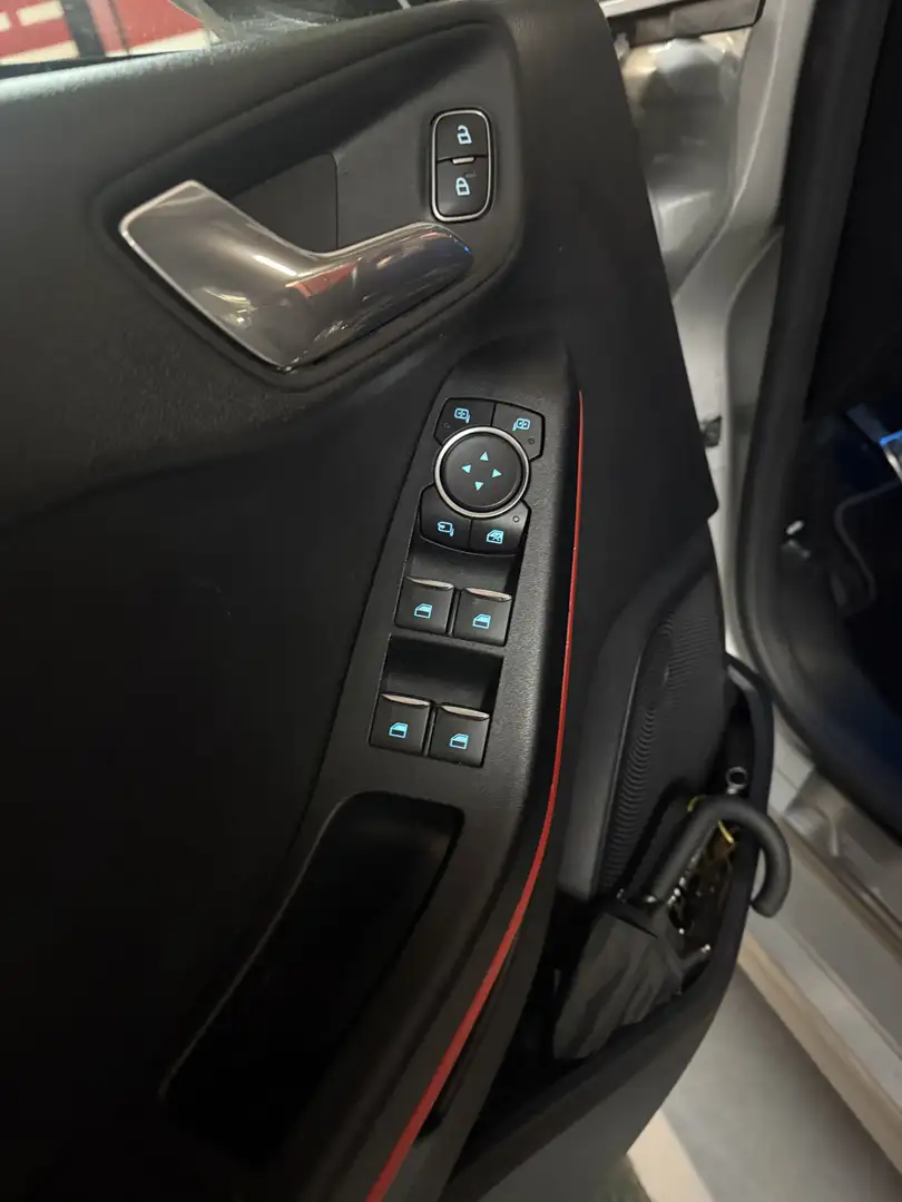 Ford Fiesta 5p 1.0 ecoboost ST-Line 100cv - 2