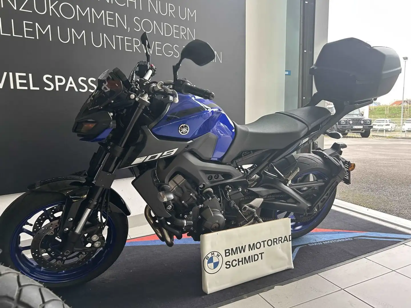 Yamaha MT-09 MTN850-A Bleu - 2