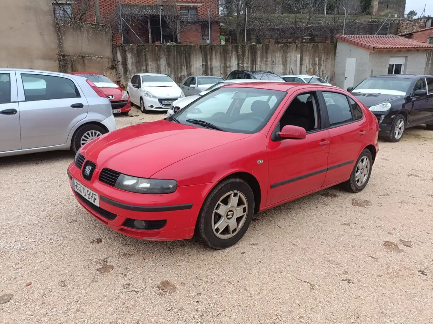 SEAT Leon 1.6 Signa 105 Rot - 1