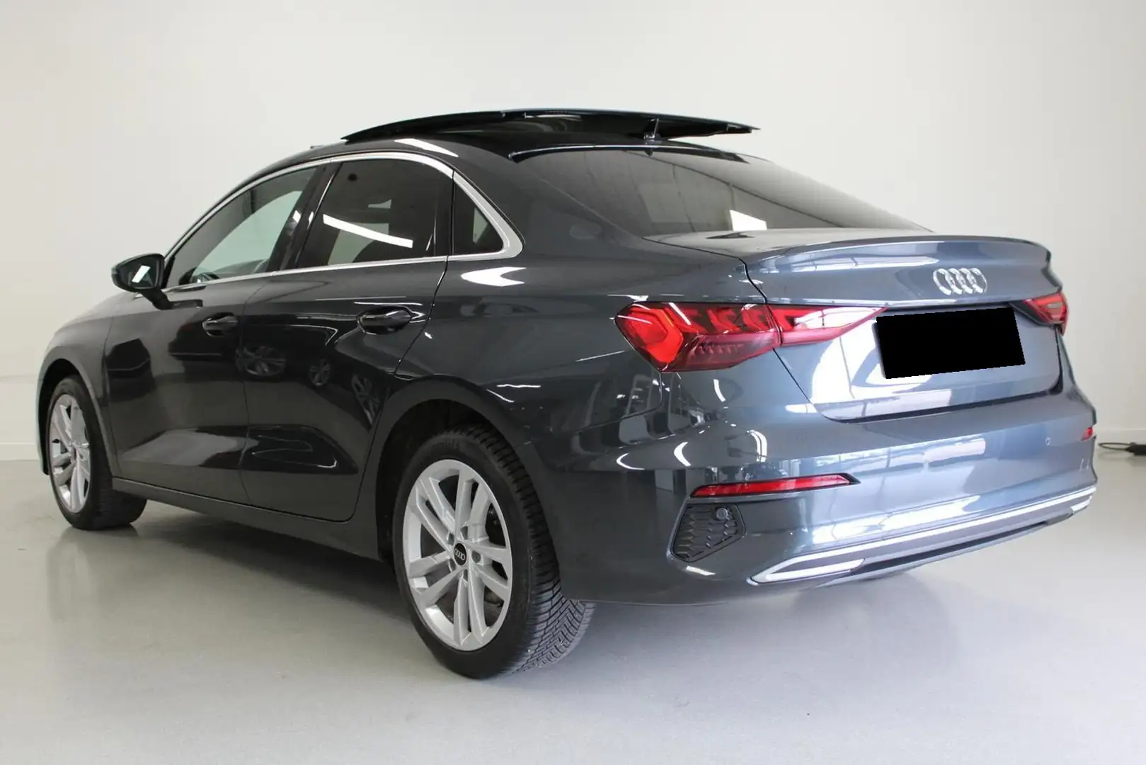 Audi A3 A3 35 TFSI Limousine S tronicadvanced Grau - 2