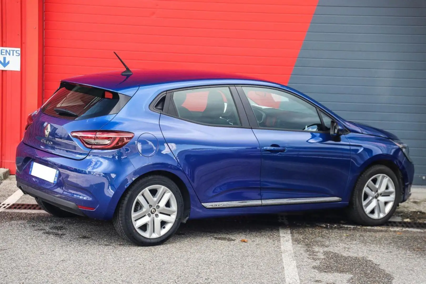 Renault Clio 1.5 Blue dCi 115 V Business GPS RADAR ARR BLEU IRON Blauw - 2