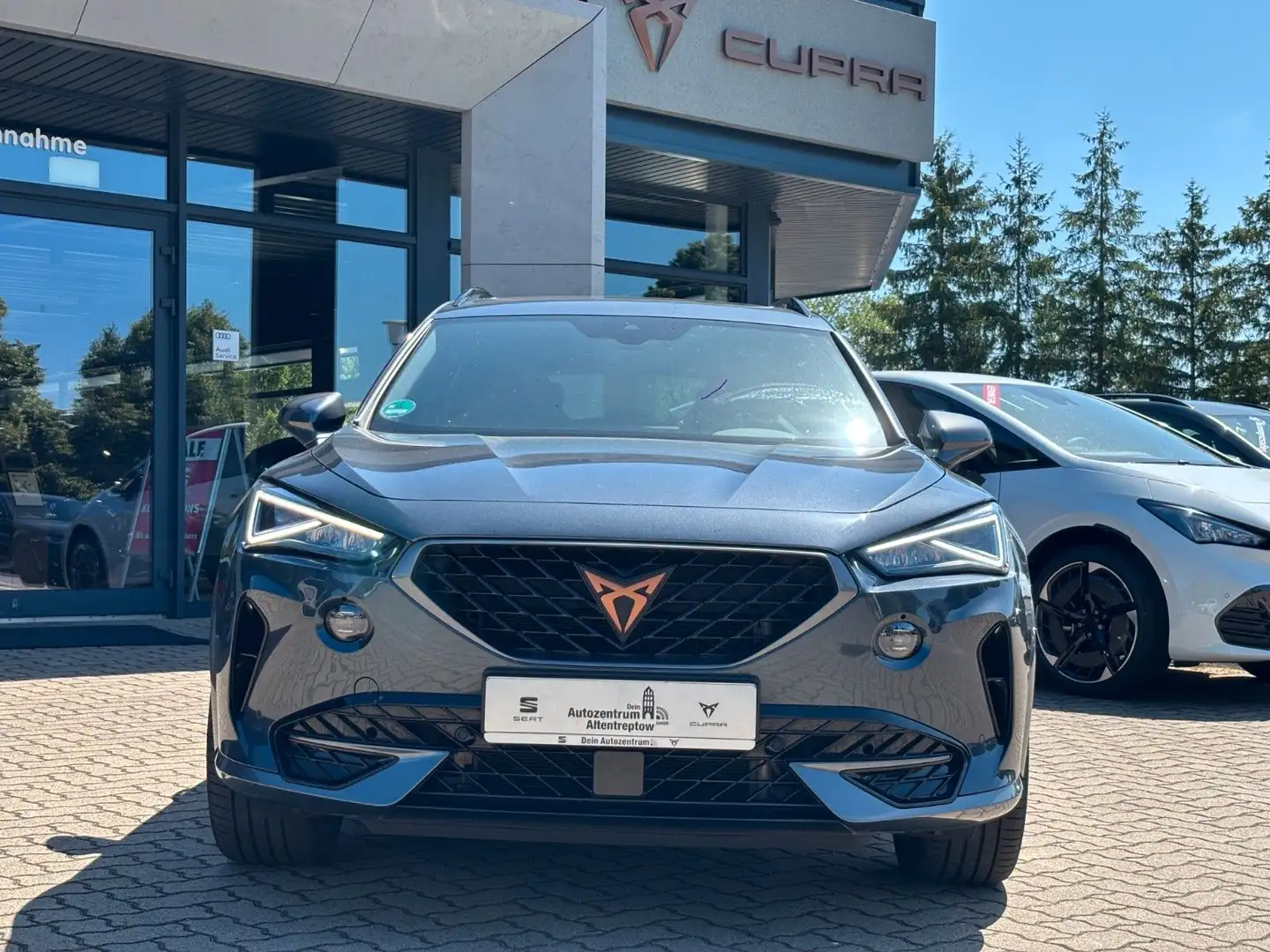 CUPRA Formentor 1.4 e-HYBRID 180kW VZ DSG Grijs - 2