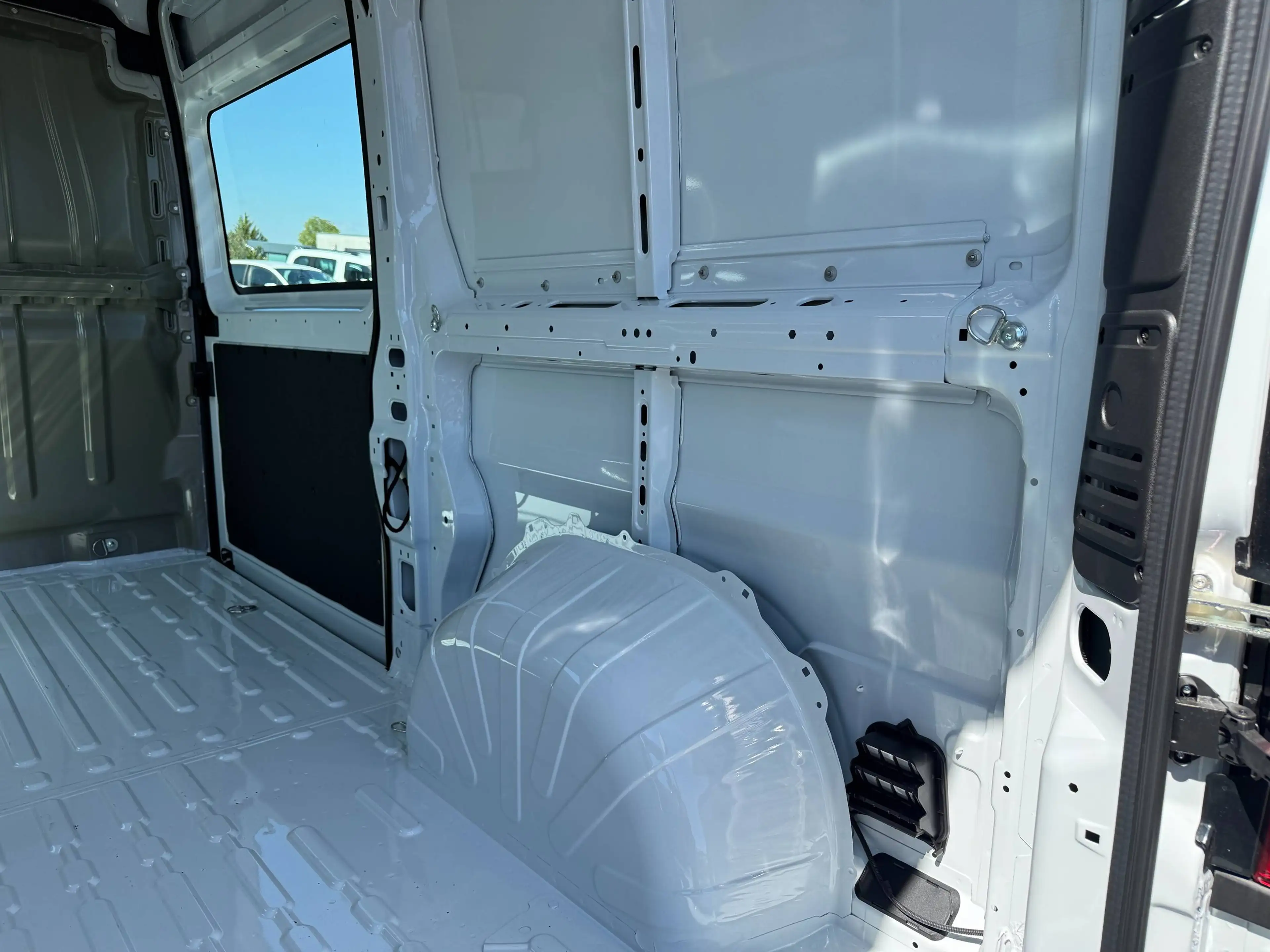 Citroen Jumper 35 L2H2 Blue HDi 140 — photo 10