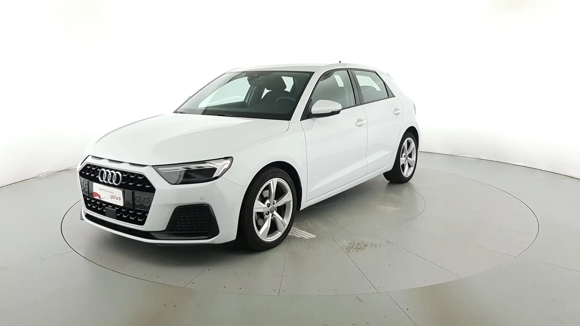 Audi A1 SB 30 1.0 tfsi Admired s-tronic Blanc - 1