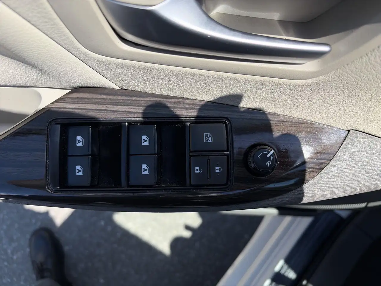 Toyota Sienna снимка Toyota Sienna