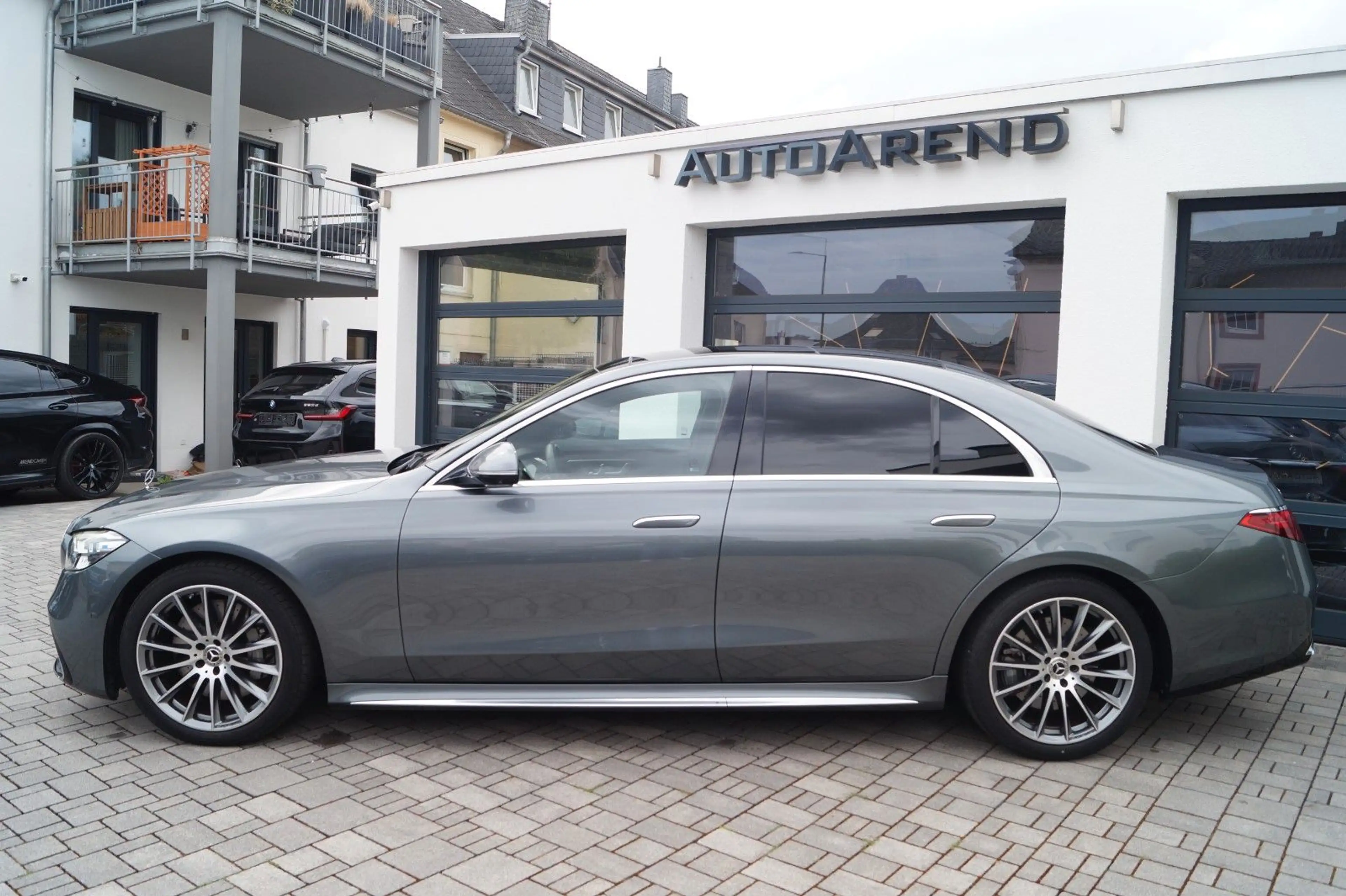 Mercedes-Benz S 350 d *AMG Line, Soft-Close, Massage, Pano* — photo 7