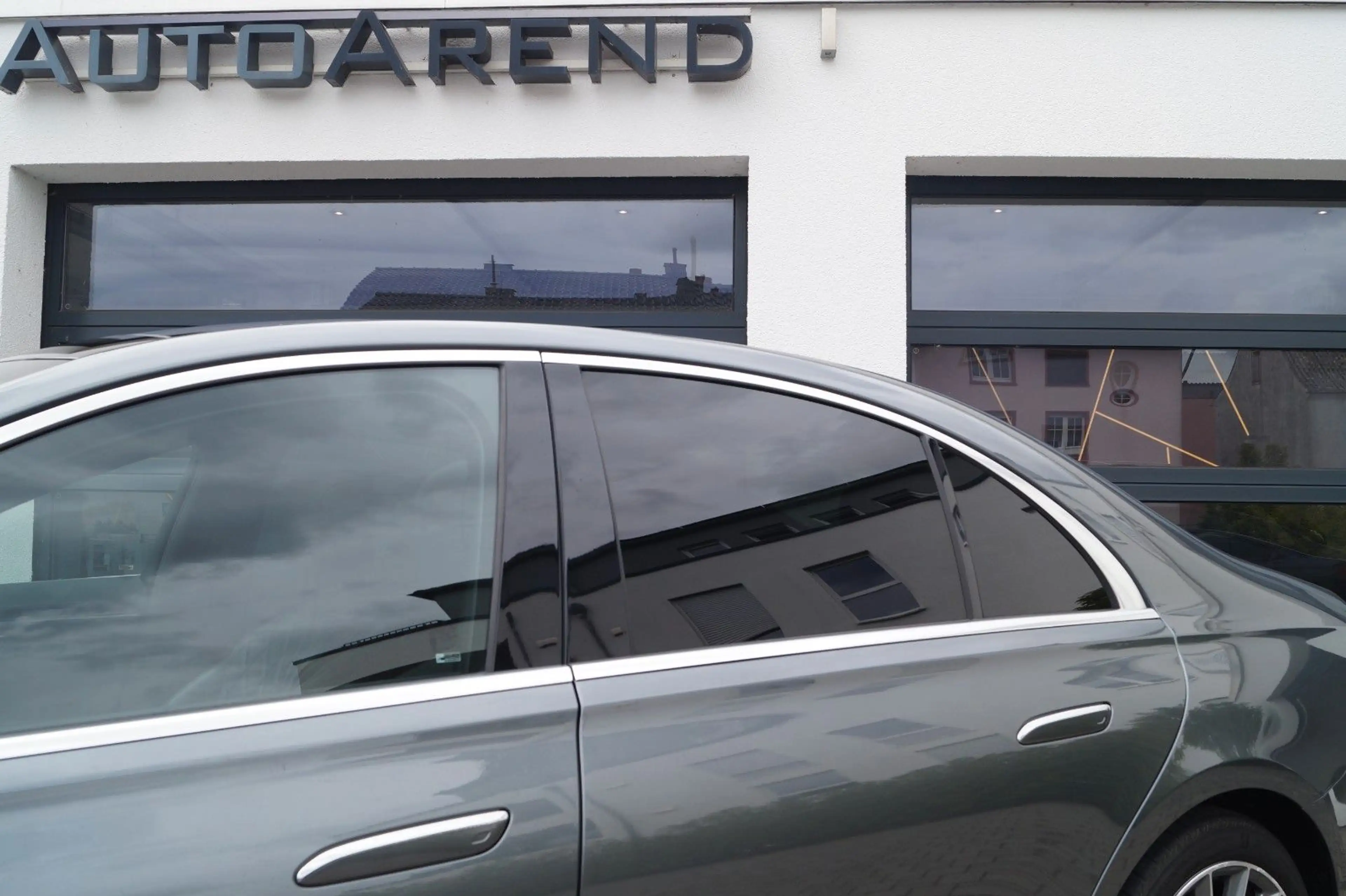 Mercedes-Benz S 350 d *AMG Line, Soft-Close, Massage, Pano* — photo 11