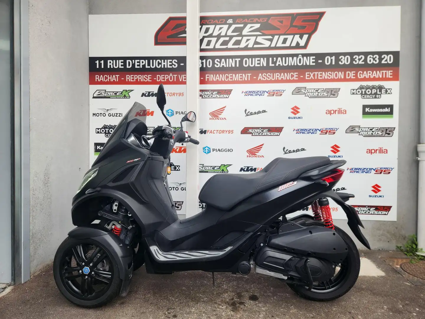 Piaggio MP3 300 Noir - 2