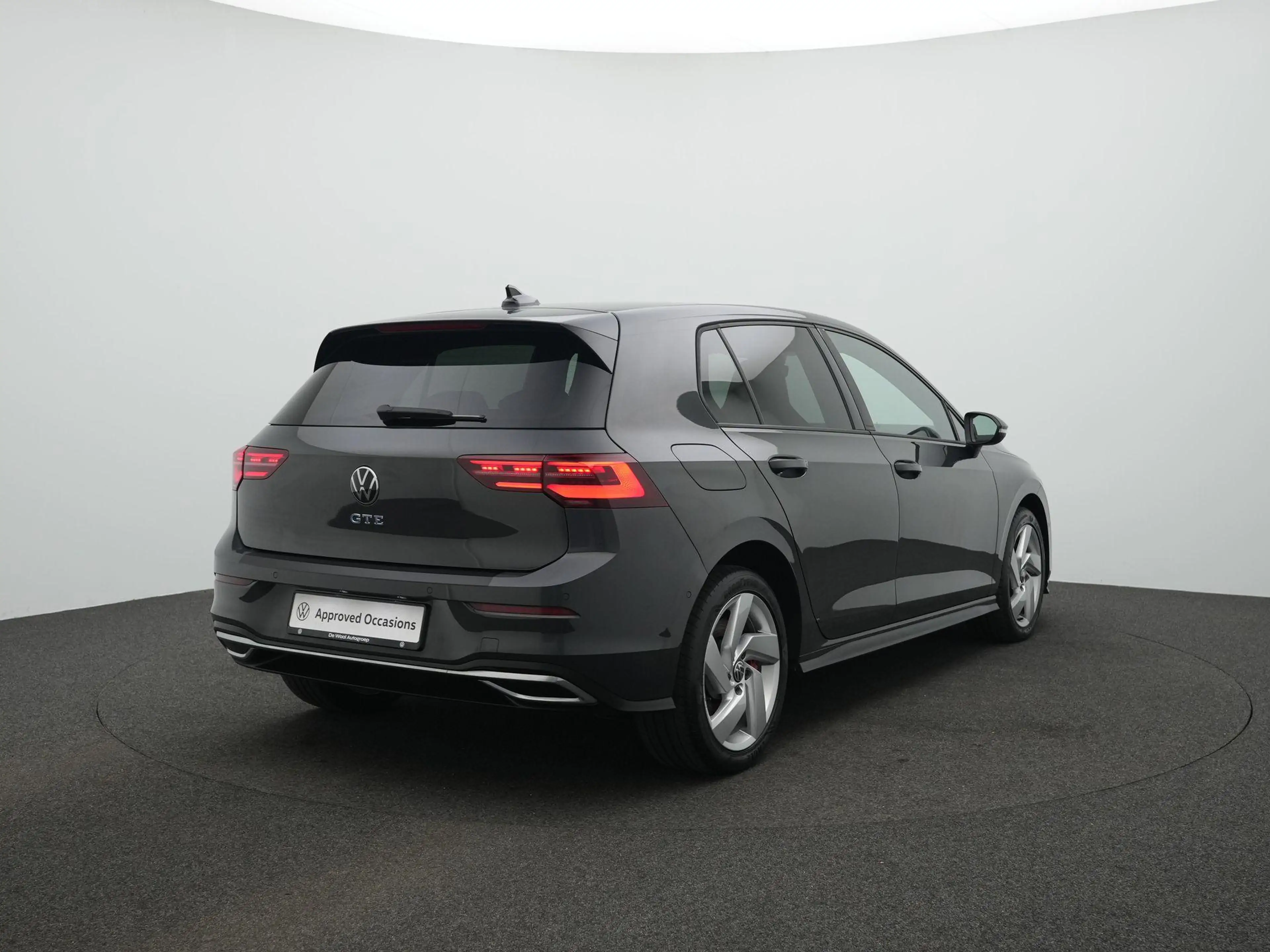 Volkswagen Golf GTE 1.4 TSI 245pk eHybrid | SOH 95,5% | Matrix LED kop — photo 6