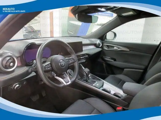 Alfa Romeo Tonale view 3