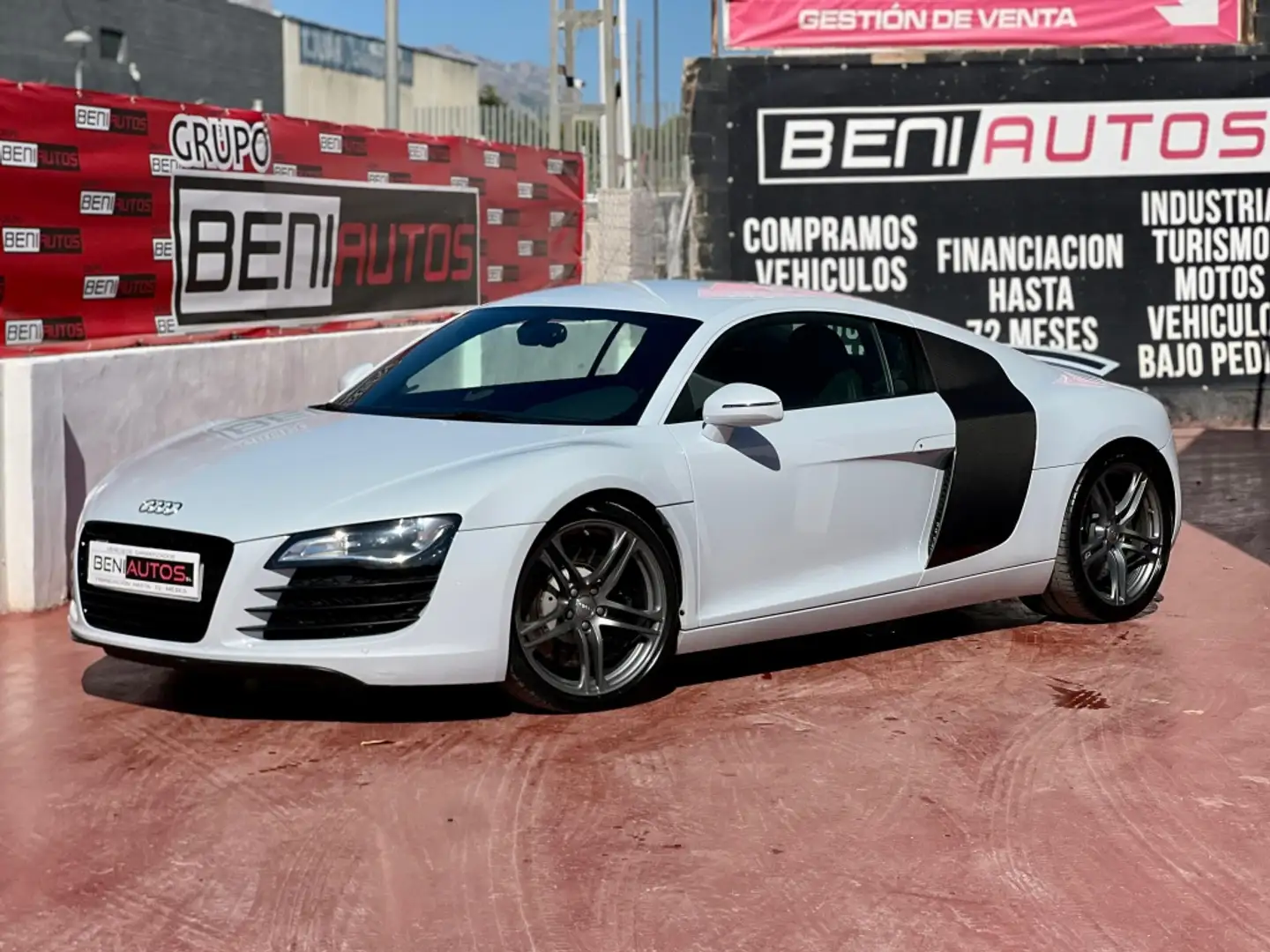 Audi R8 4.2 FSI quattro R tronic Blanc - 1