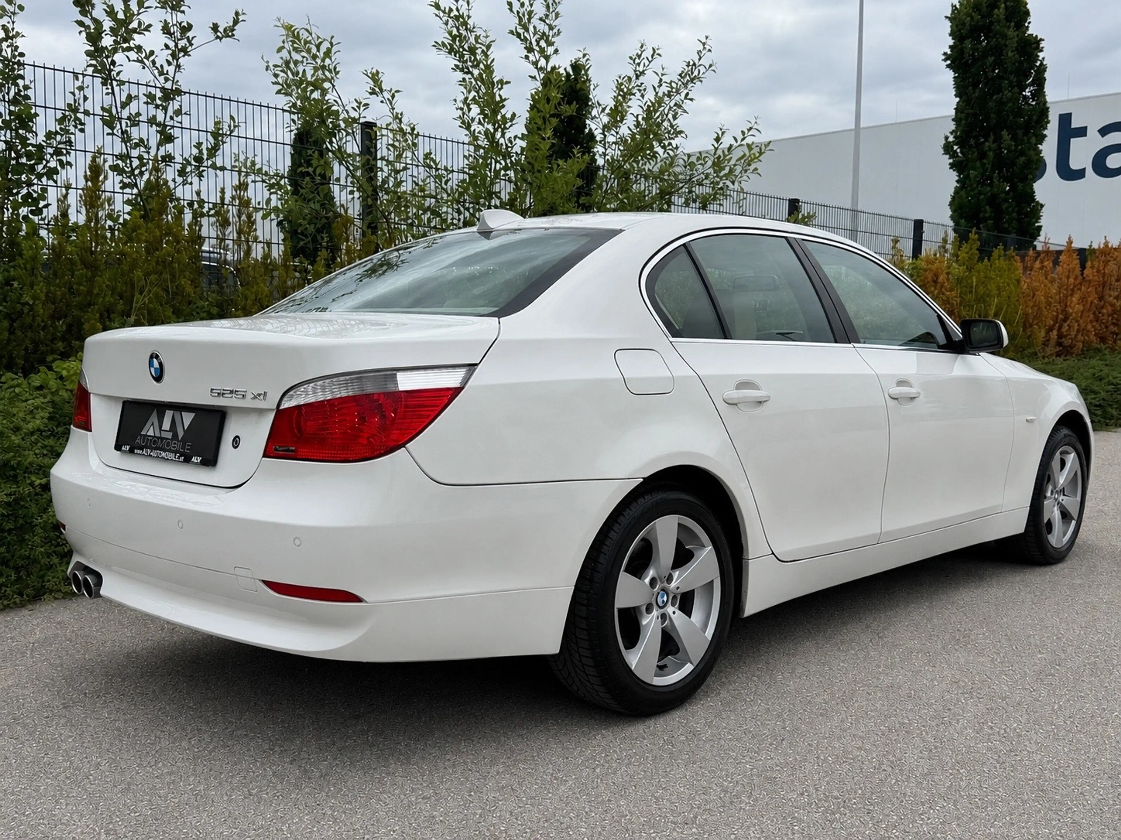 BMW 525 525i xDrive Limousine 1.Besitz! — photo 4