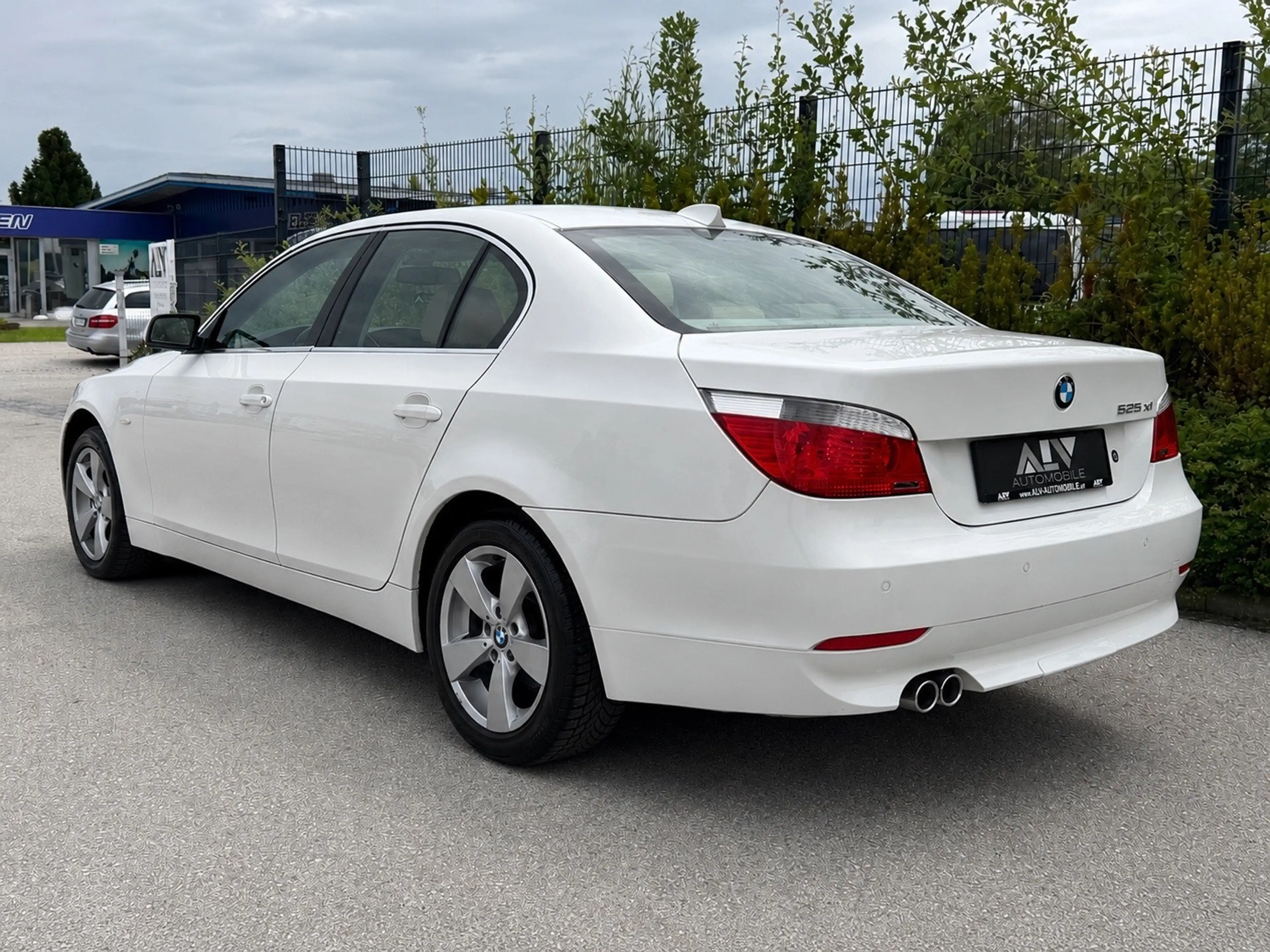 BMW 525 525i xDrive Limousine 1.Besitz! — photo 2