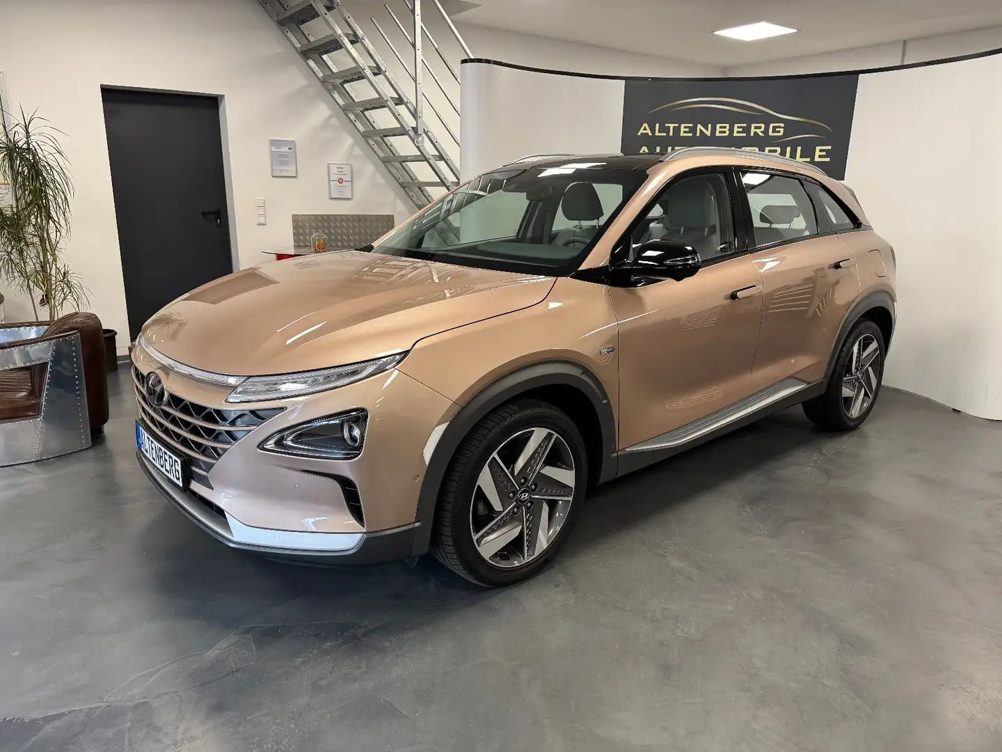 Hyundai NEXO LED DAB Sitzhzg. V+H CarPlay ACC 360° Krell Gold - 2
