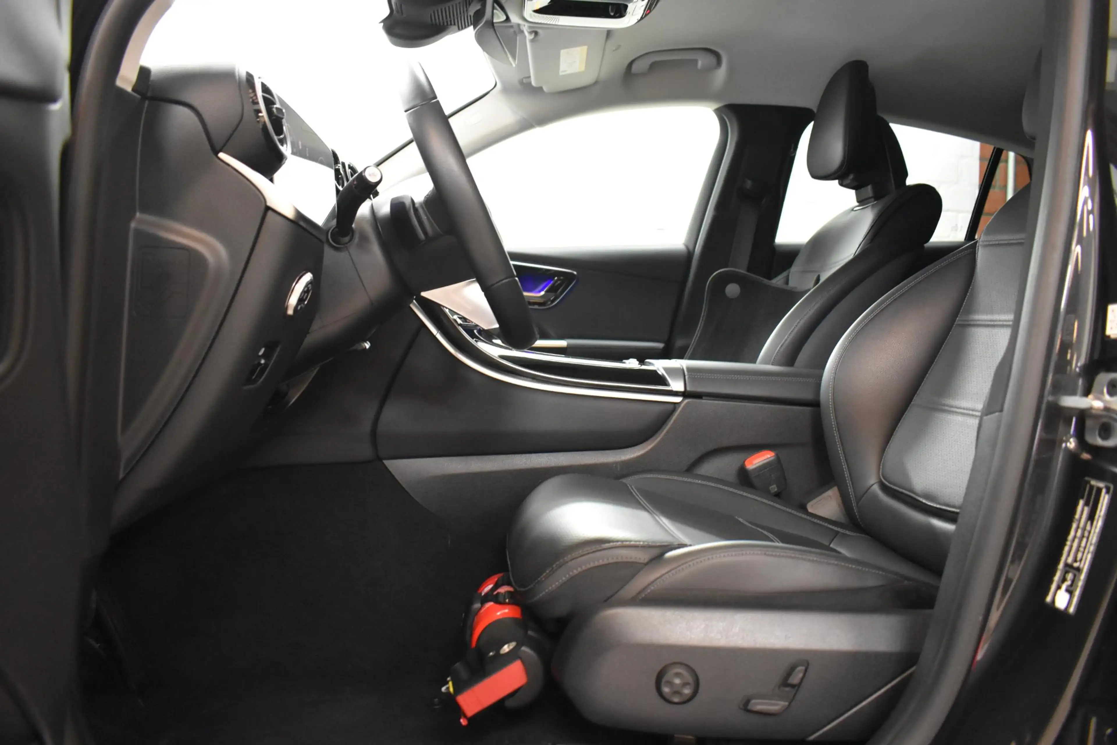Mercedes-Benz GLC 220 Coupé GLC d 4MATIC Business Line — photo 10