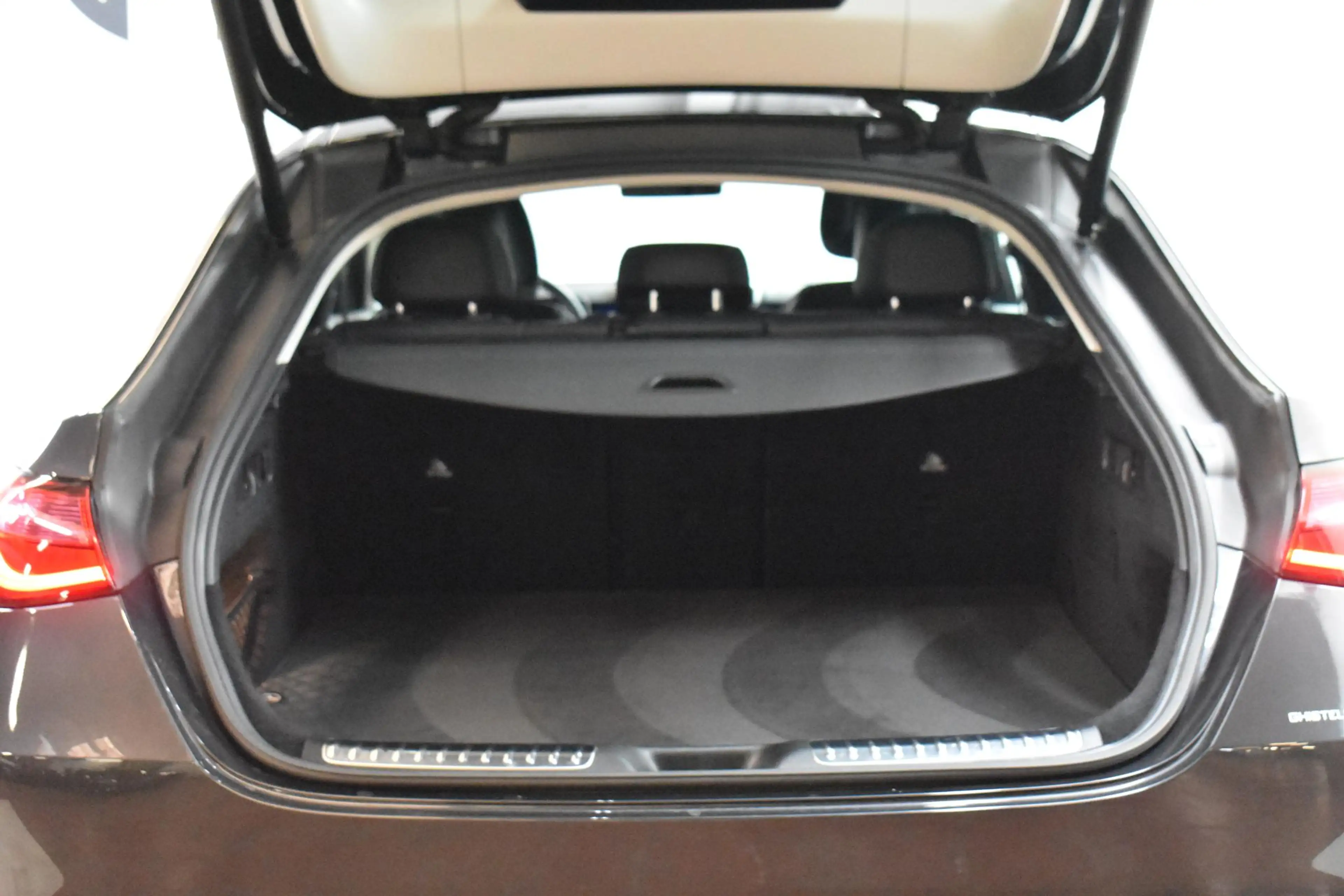 Mercedes-Benz GLC 220 Coupé GLC d 4MATIC Business Line — photo 7