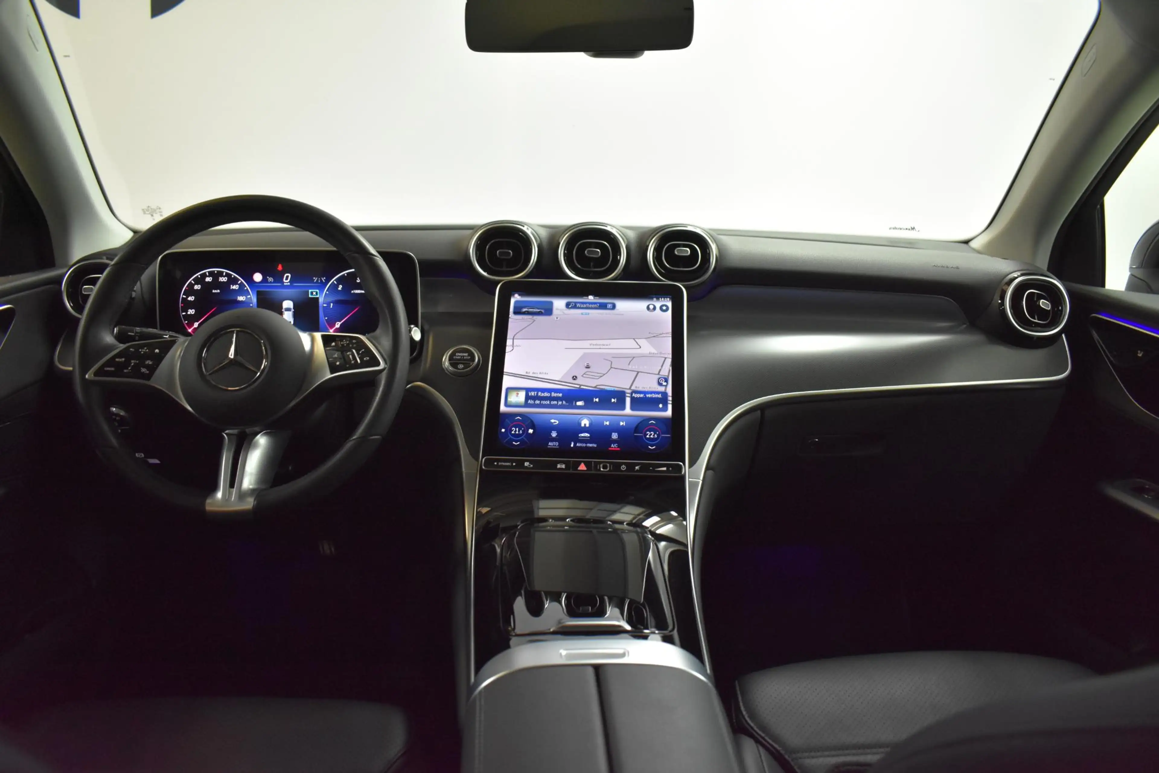 Mercedes-Benz GLC 220 Coupé GLC d 4MATIC Business Line — photo 11