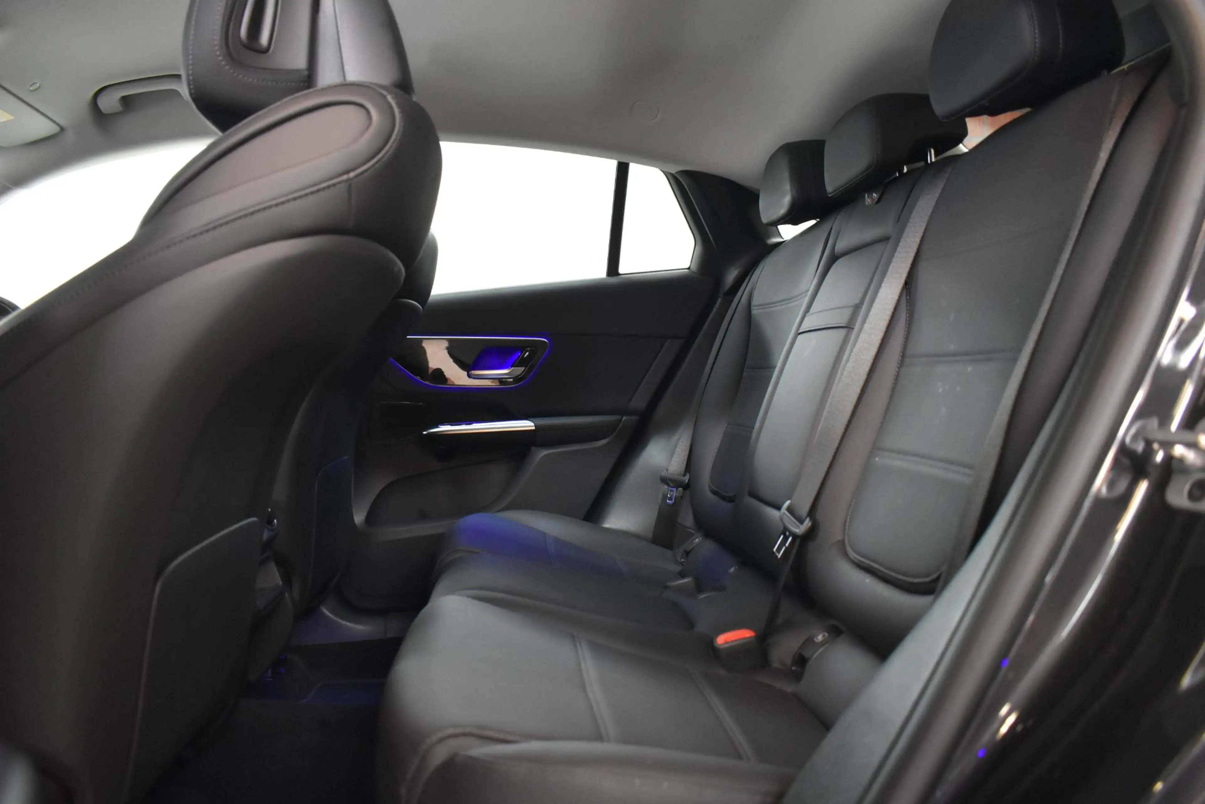 Mercedes-Benz GLC 220 Coupé GLC d 4MATIC Business Line — photo 9