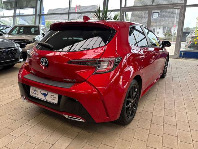 Toyota Corolla Hybrid Club