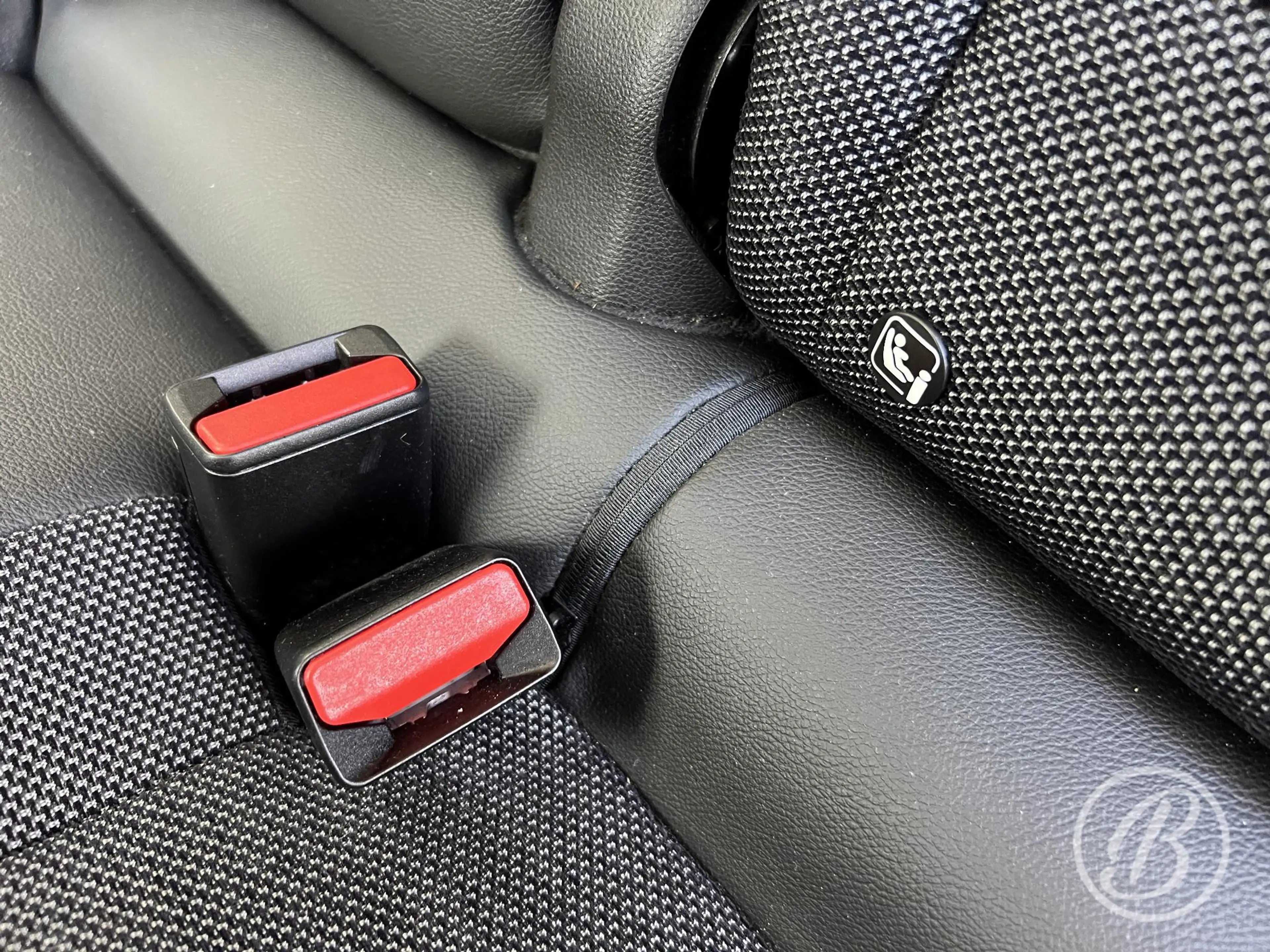Renault Captur 1.0 TCe 100 Intens | Keyless — photo 19