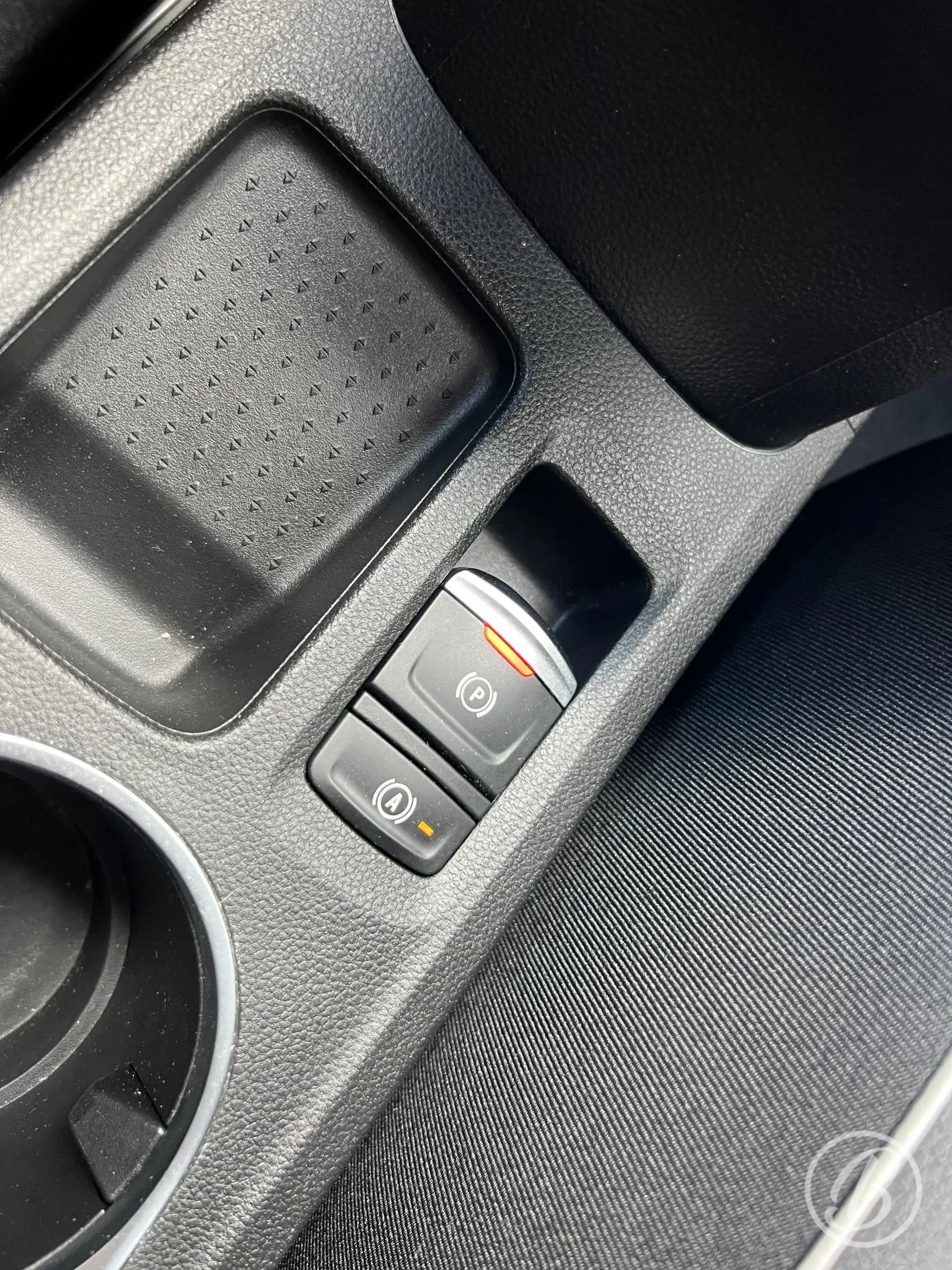 Renault Captur 1.0 TCe 100 Intens | Keyless — photo 44