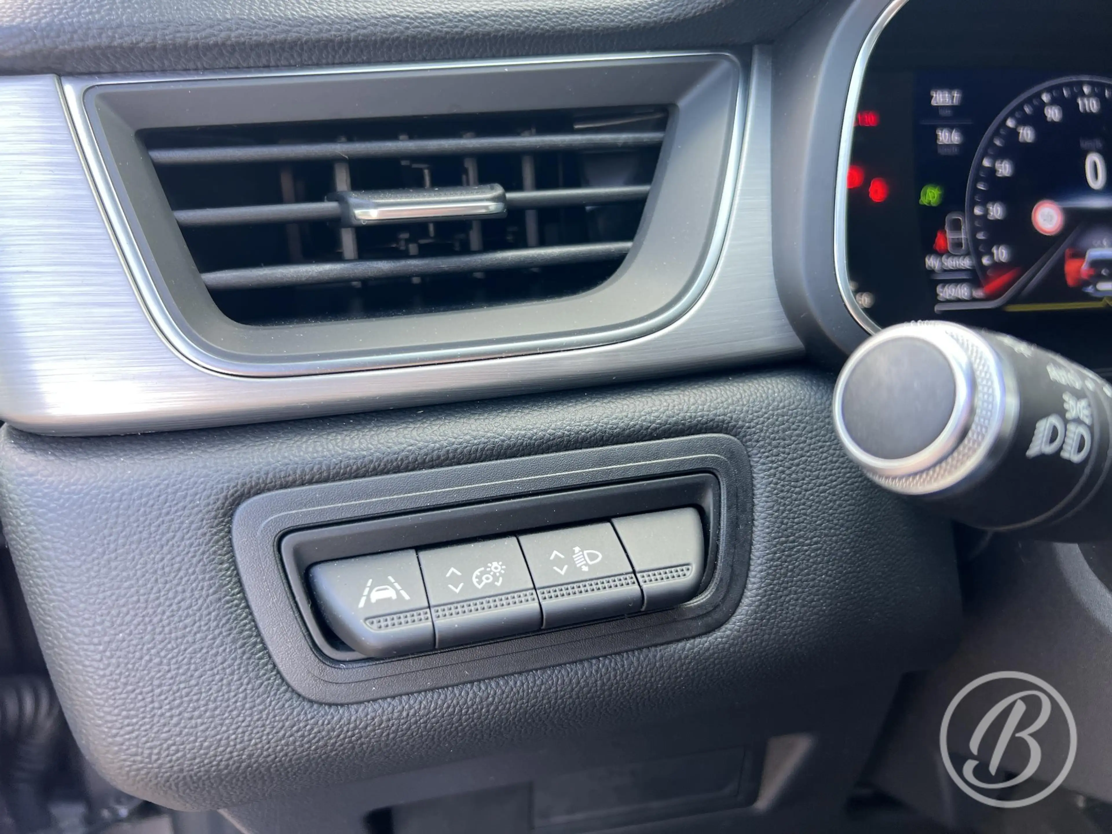 Renault Captur 1.0 TCe 100 Intens | Keyless — photo 39