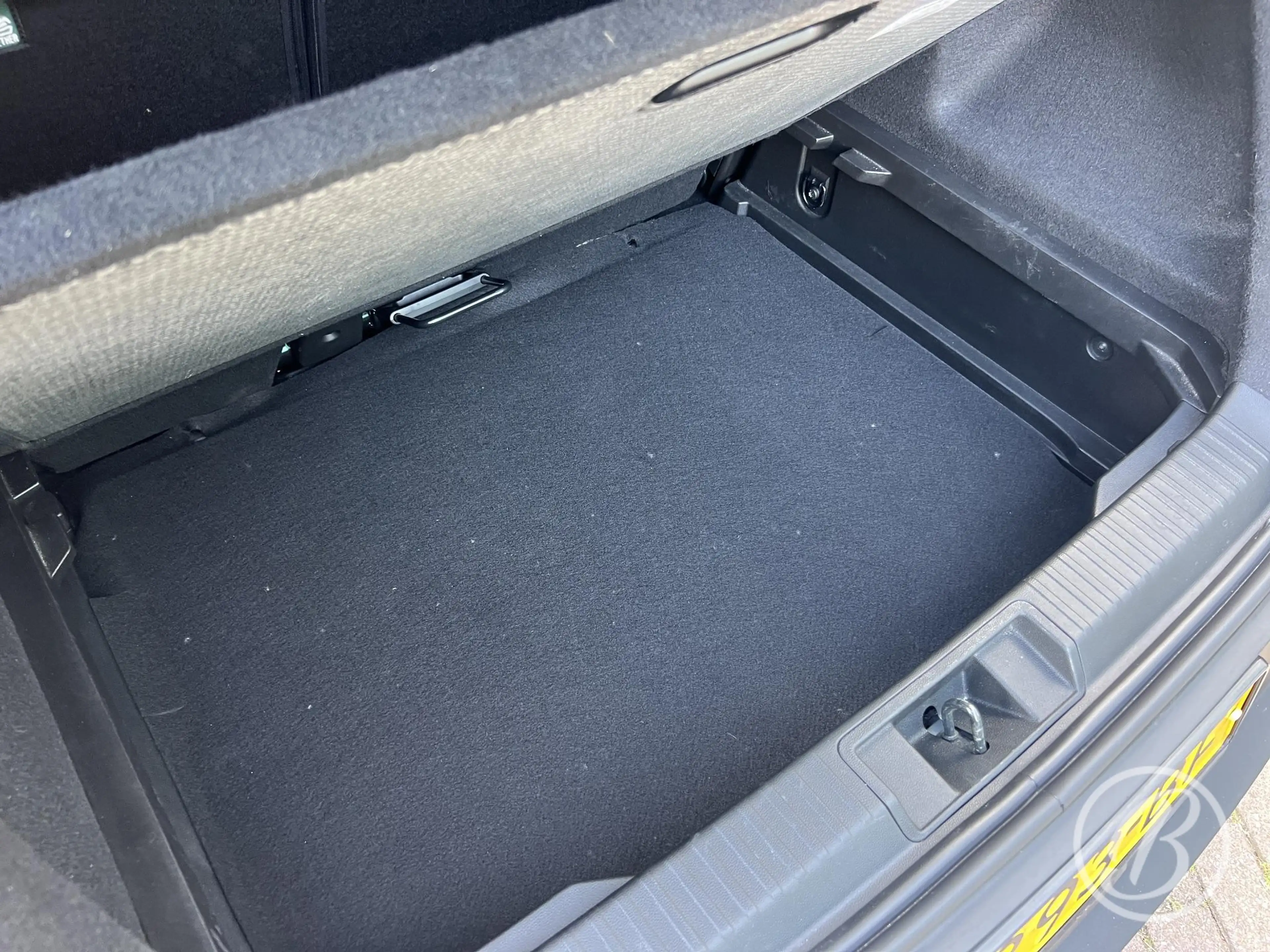 Renault Captur 1.0 TCe 100 Intens | Keyless — photo 27